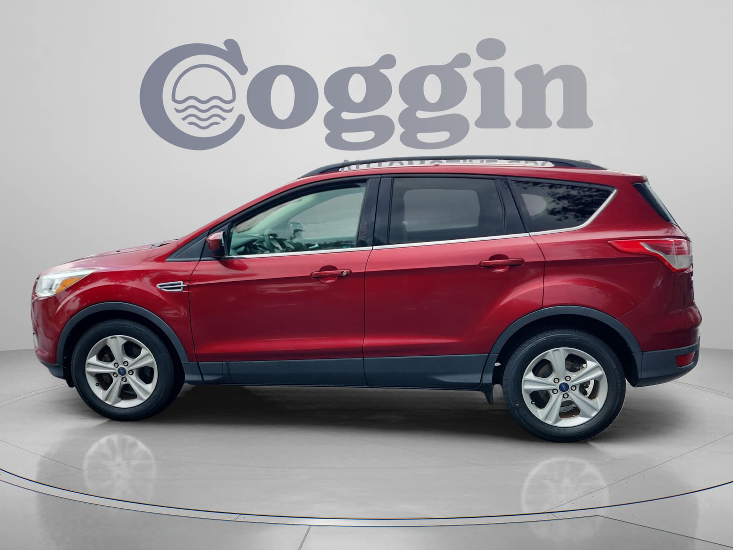 Used 2016 Ford Escape SE with VIN 1FMCU0GX0GUA91886 for sale in DeLand, FL