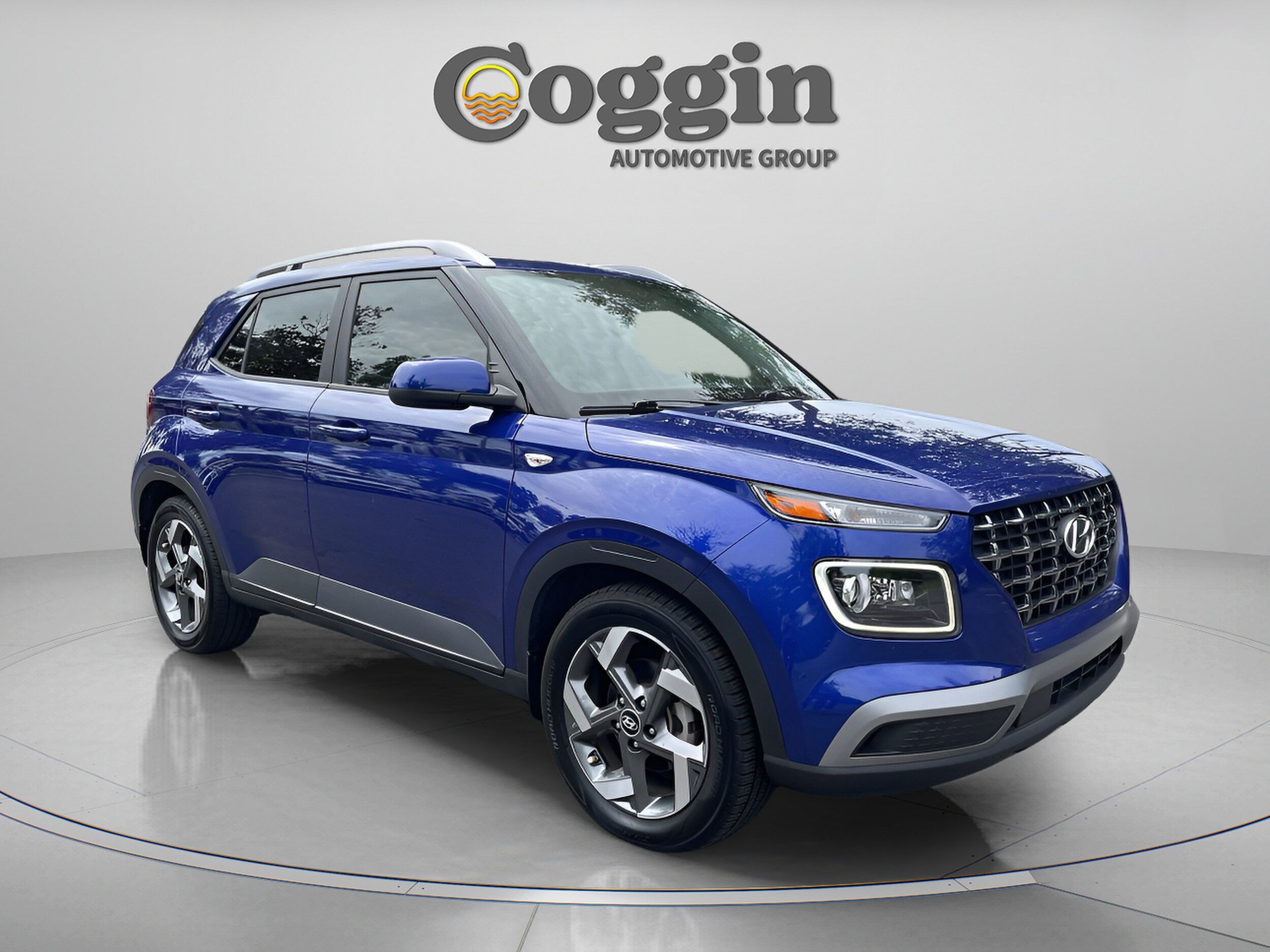 2023 Hyundai Venue Limited - Photo 9