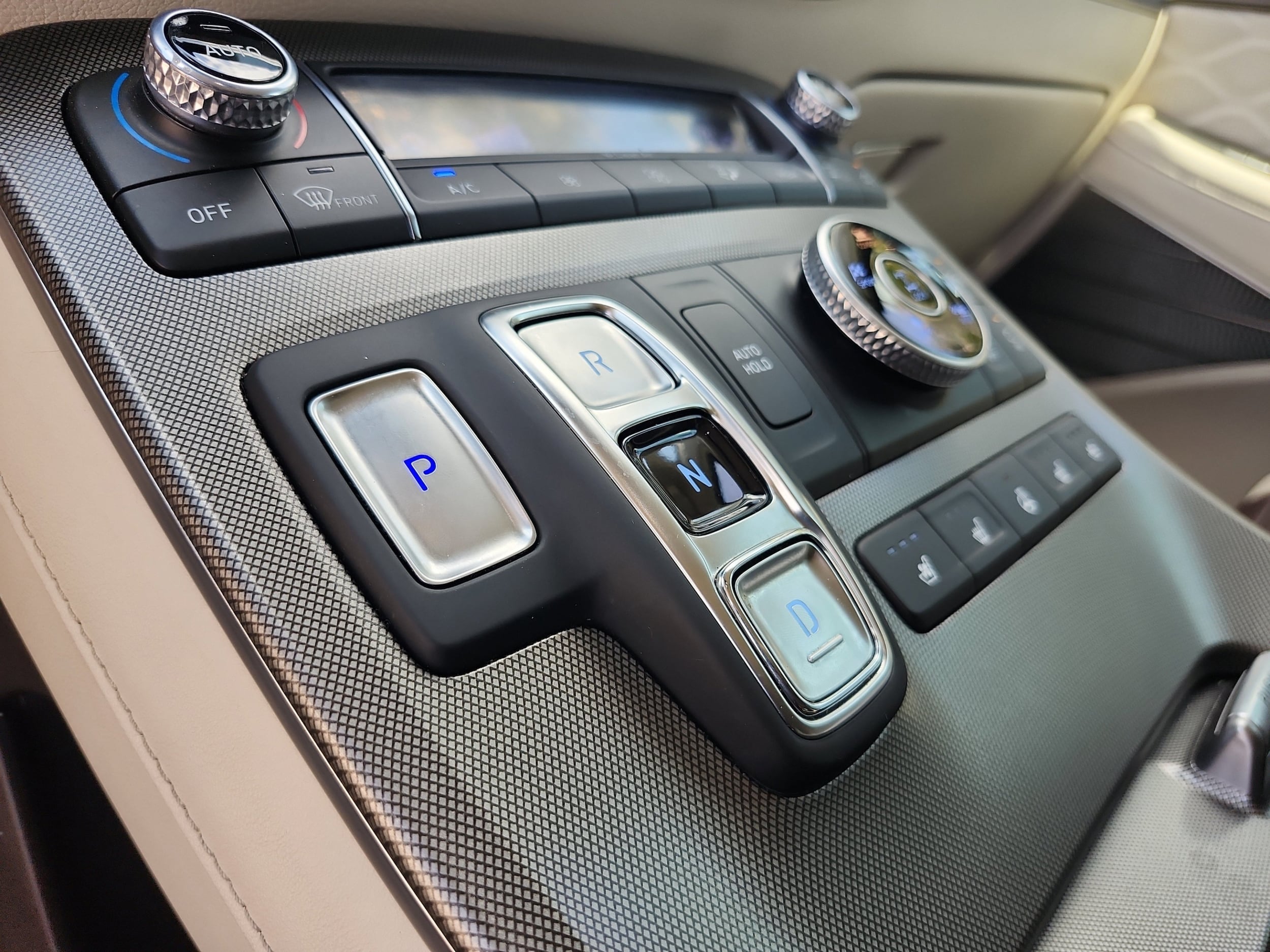 2020 Hyundai Palisade Limited - Photo 16