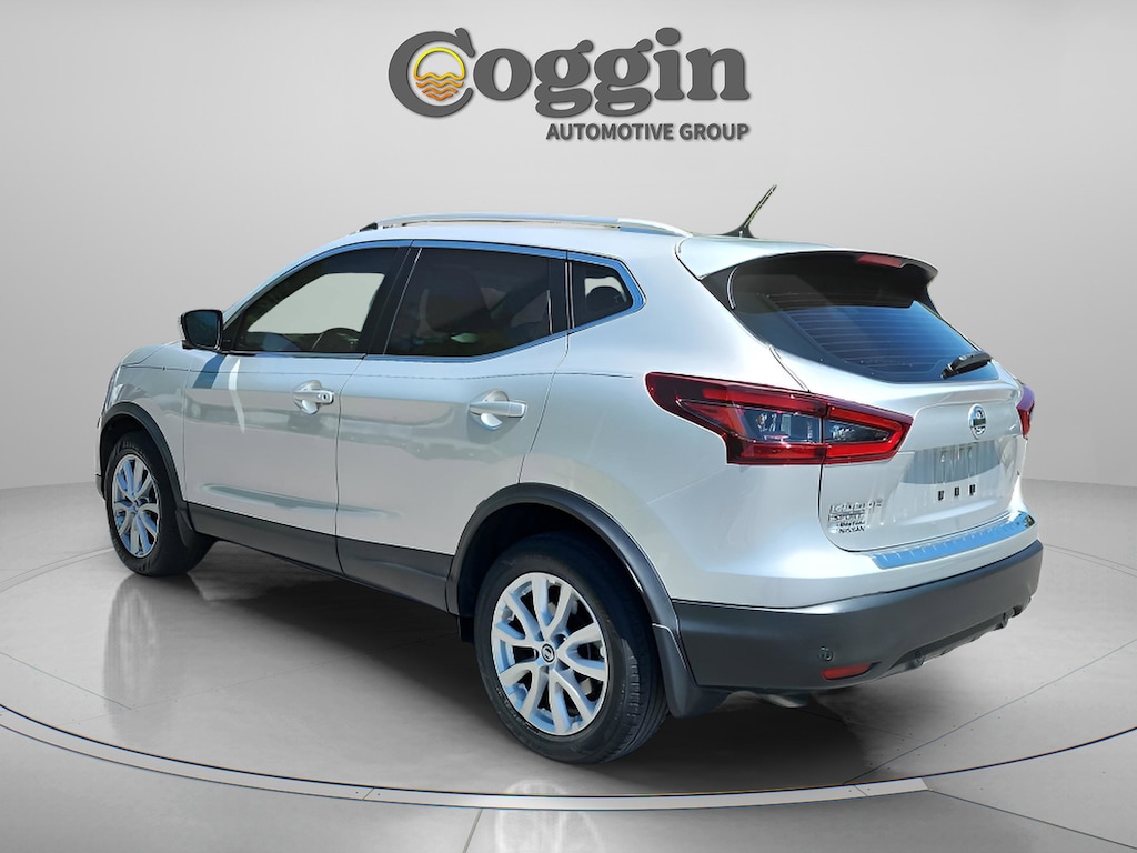 Used 2022 Nissan Rogue Sport SV SUV