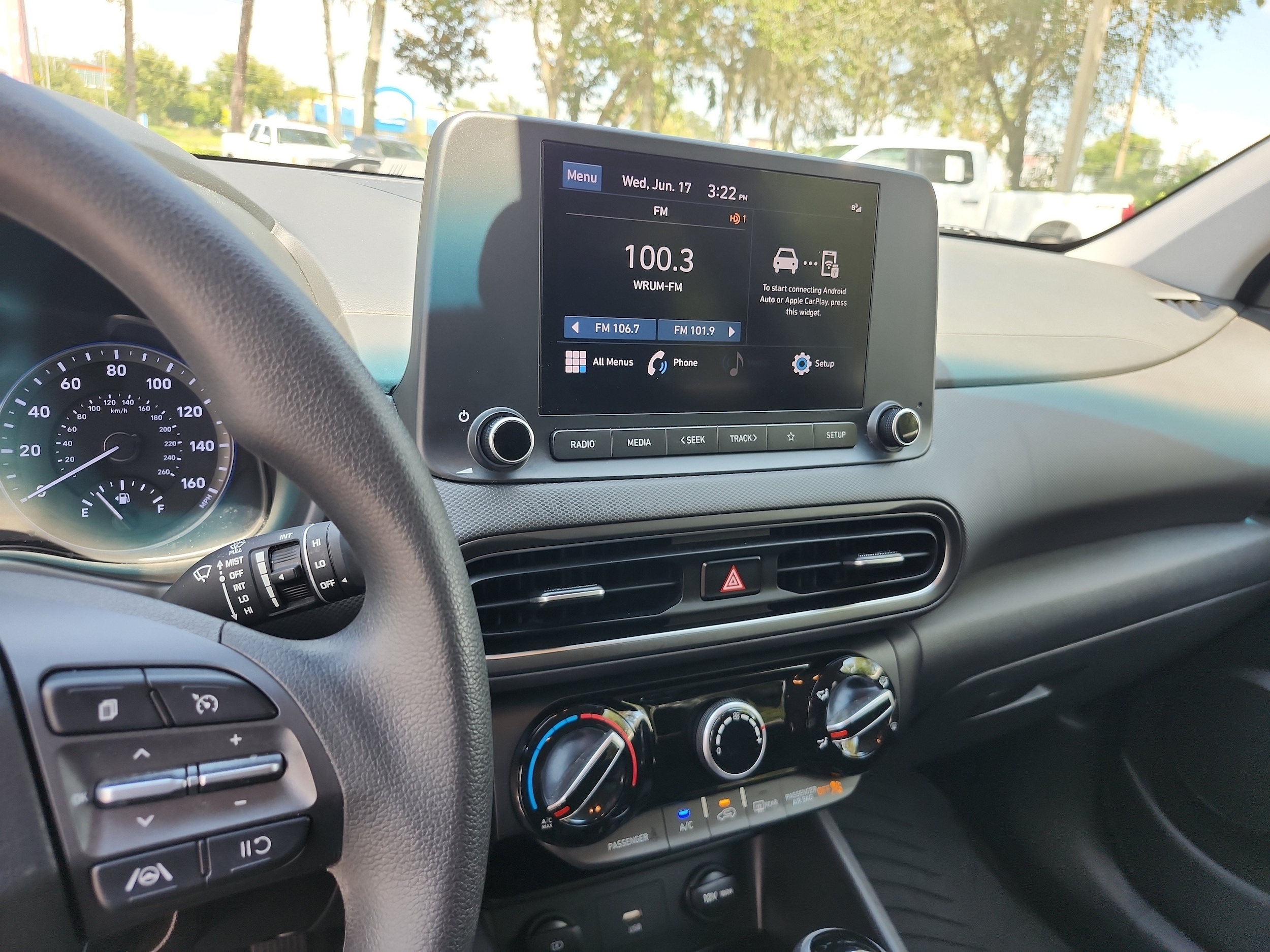 2023 Hyundai Kona SEL - Photo 14
