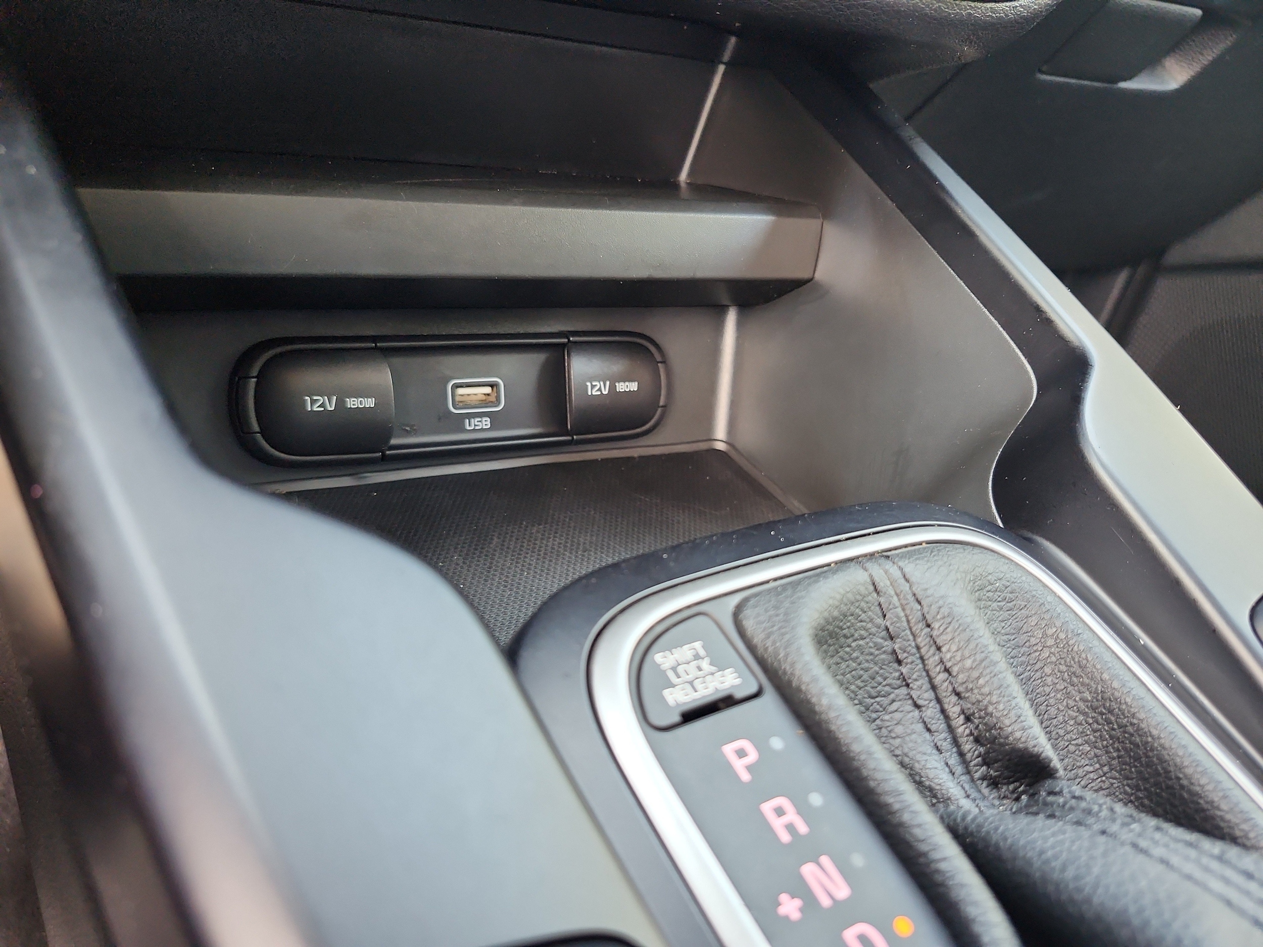 2022 Kia Soul LX - Photo 31