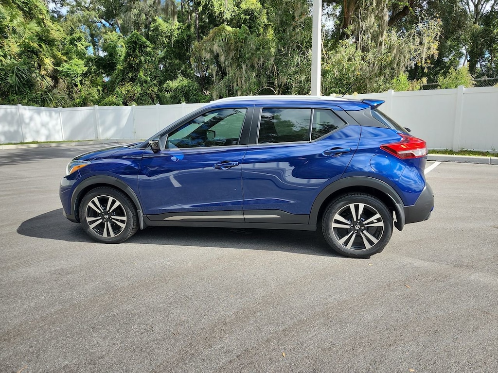 Used 2020 Nissan Kicks SR SUV