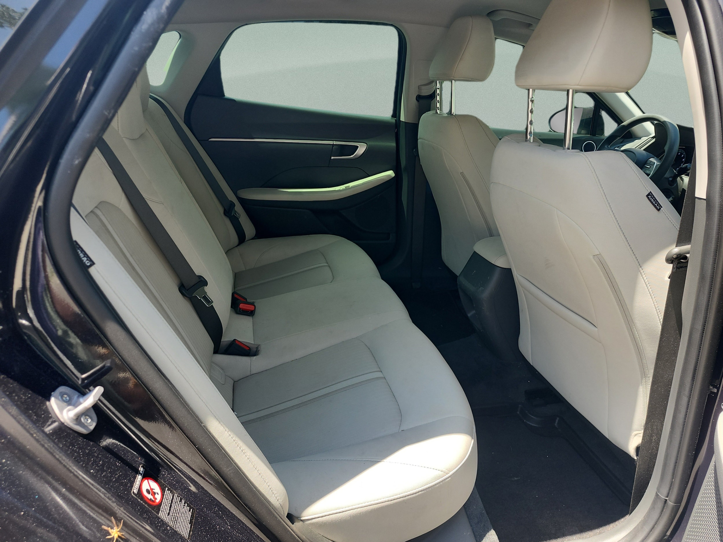 2023 Hyundai Sonata SE - Photo 18