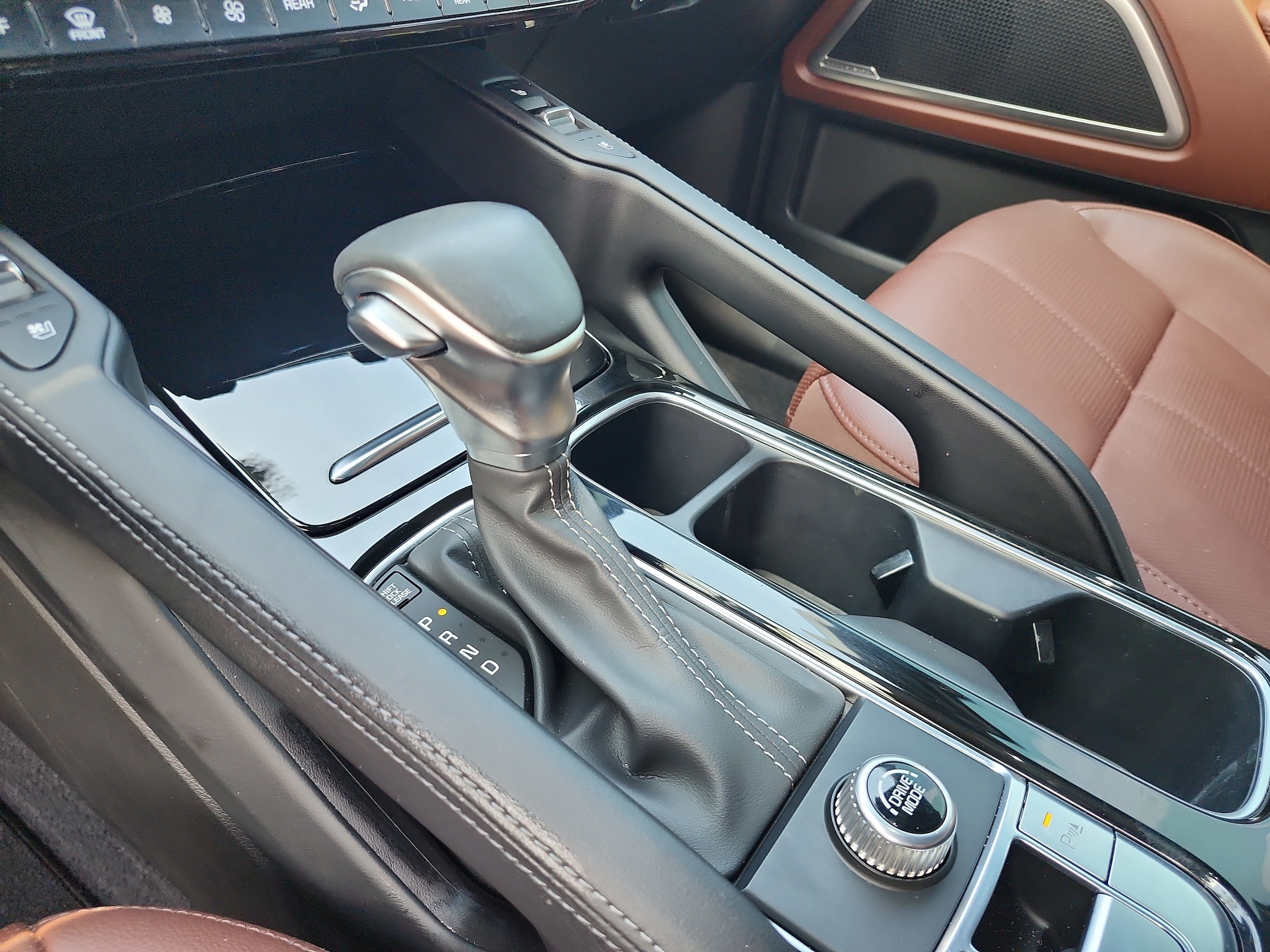 2024 Kia Telluride EX - Photo 16