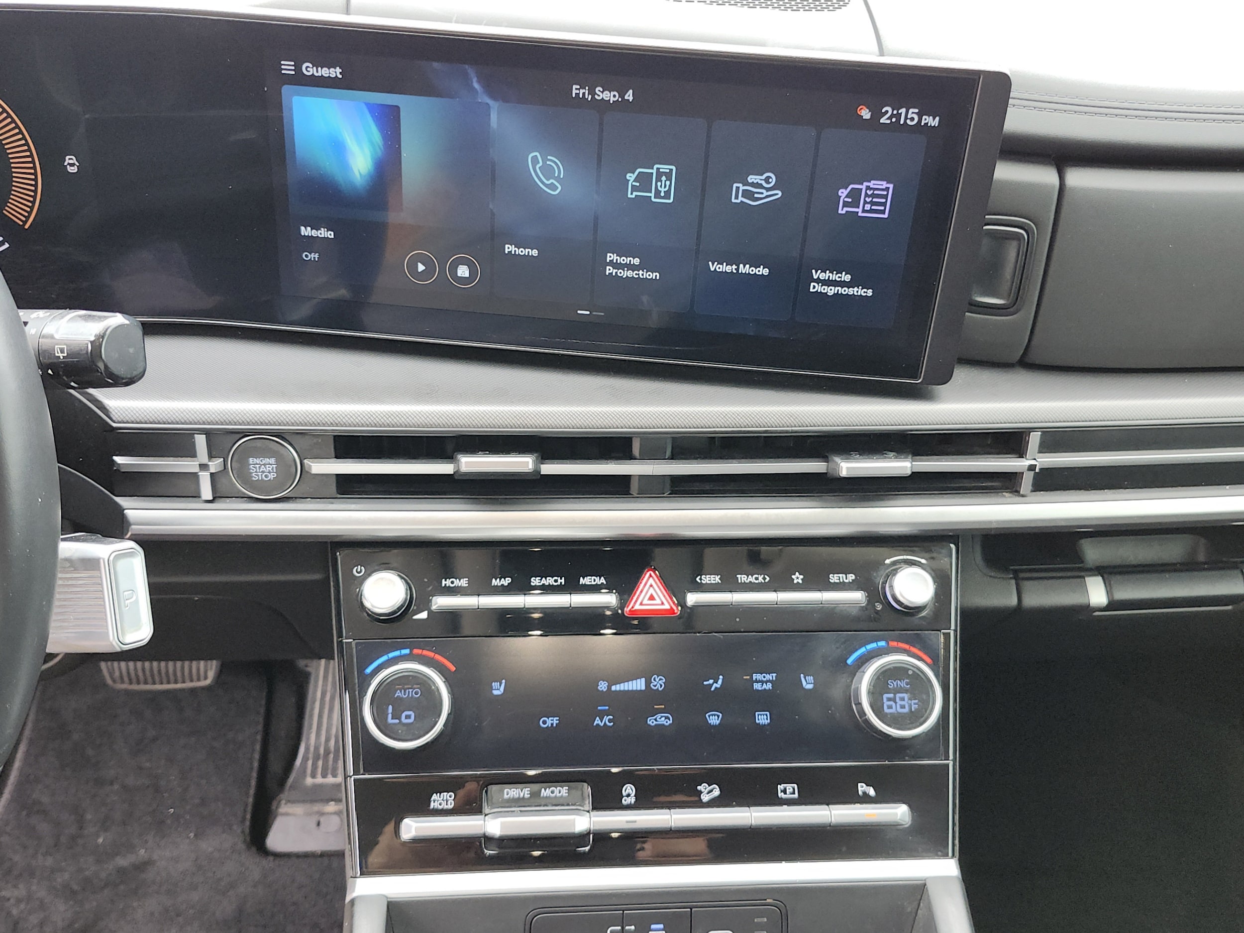 2025 Hyundai Santa Fe SEL - Photo 14