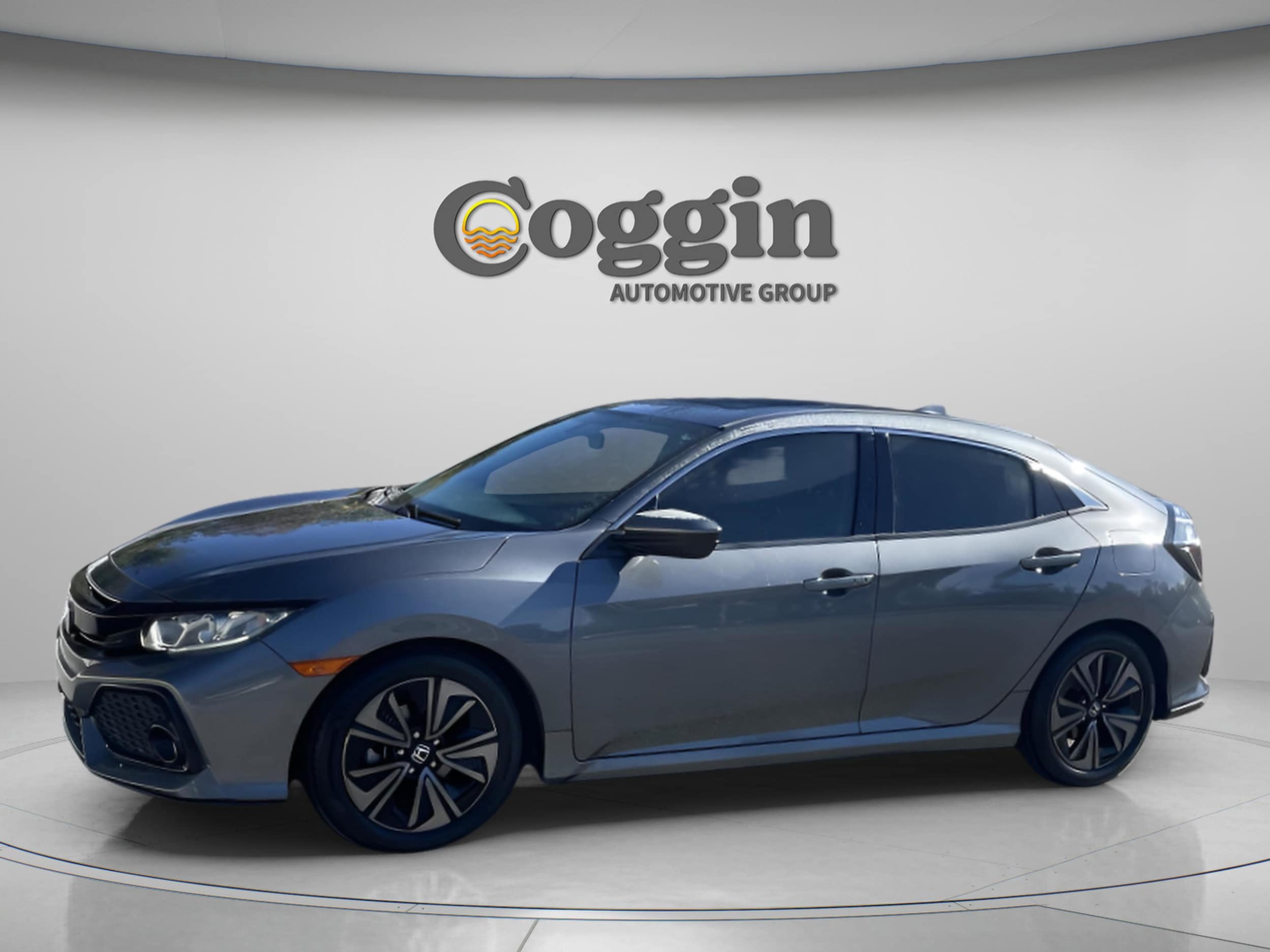 2017 Honda Civic Hatchback EX's photo