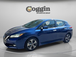 2022 Nissan LEAF SV Hatchback