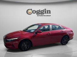 2022 Hyundai Elantra SEL Sedan