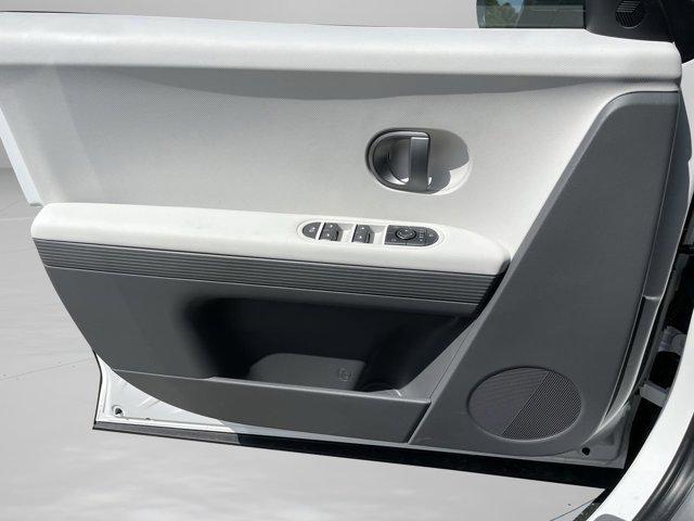2025 Hyundai IONIQ 5 SEL - Photo 28