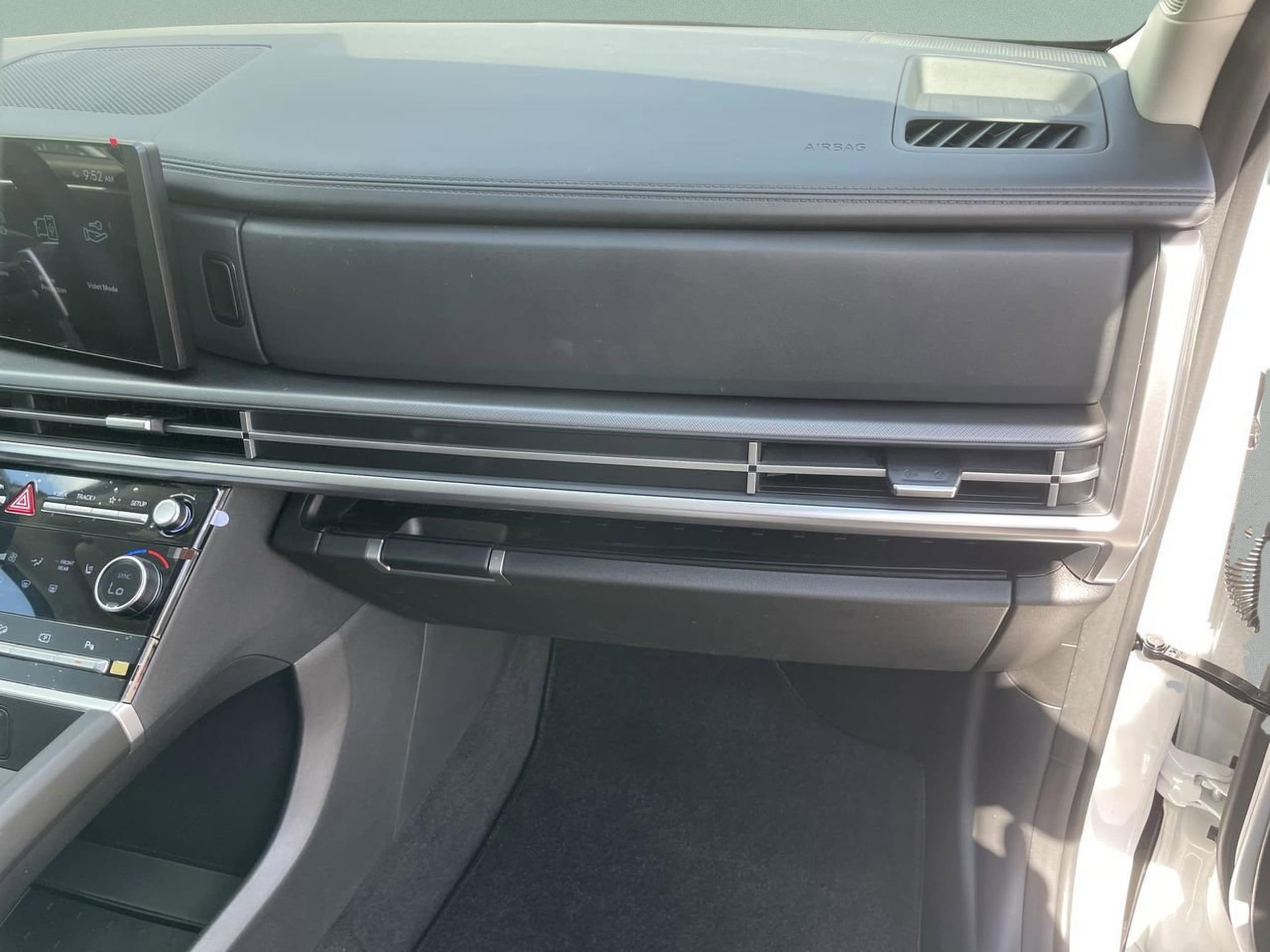 2026 Hyundai Santa Fe SEL - Photo 10