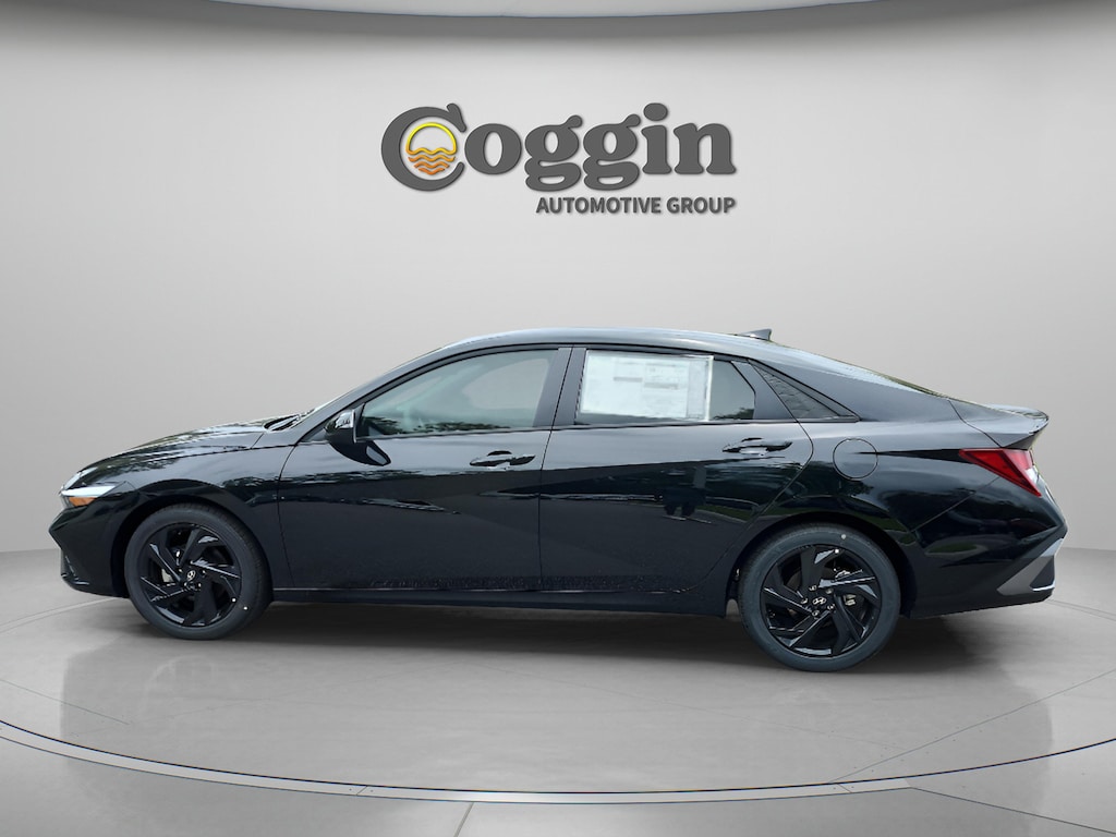 New 2026 Hyundai Elantra SEL Sport Sedan