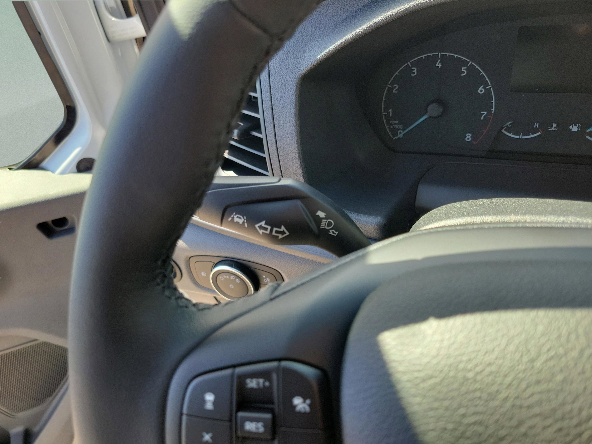 2025 Ford Transit Van Base - Photo 20