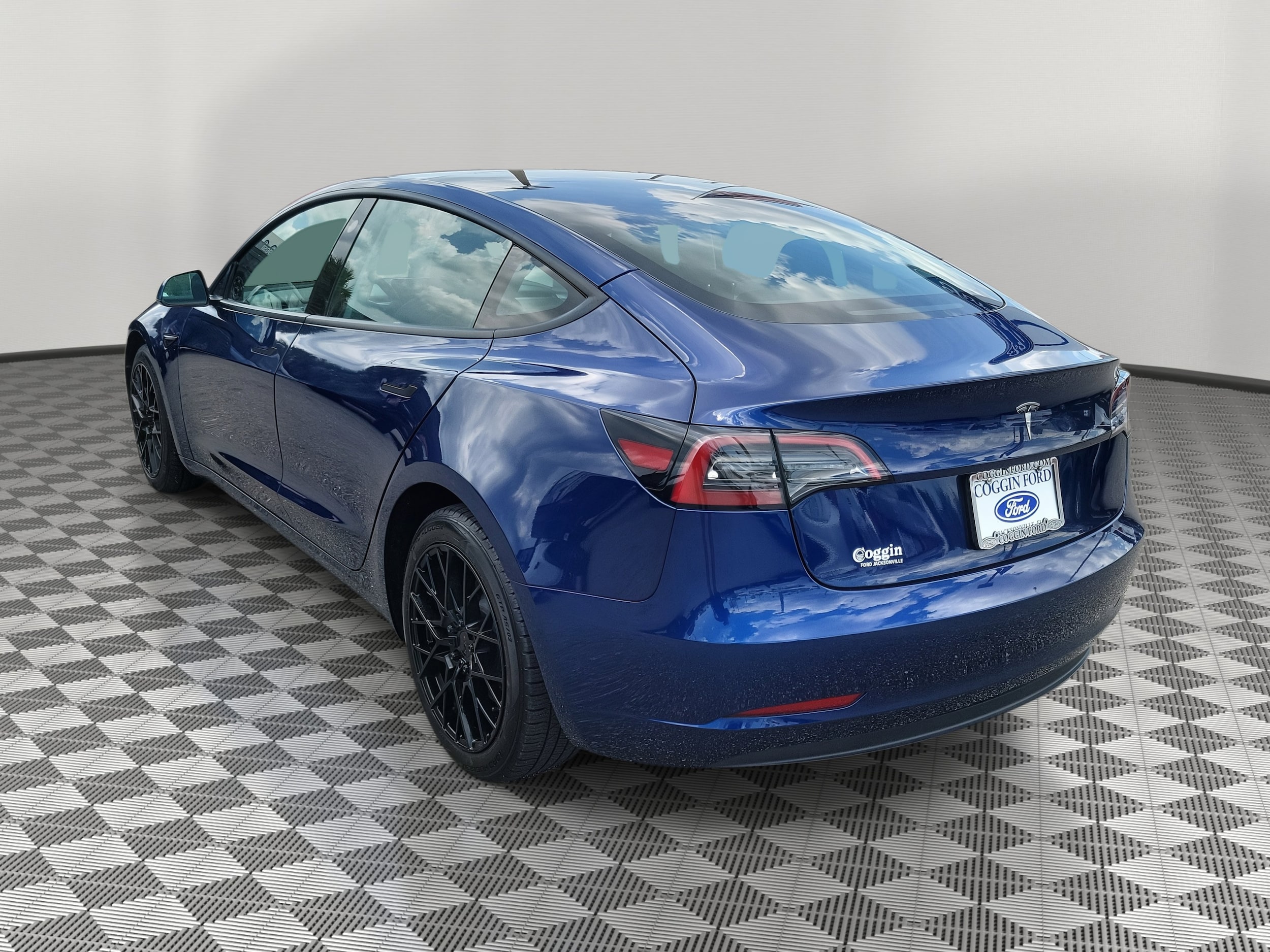 Used 2023 Tesla Model 3 Base with VIN 5YJ3E1EA6PF640277 for sale in Jacksonville, FL