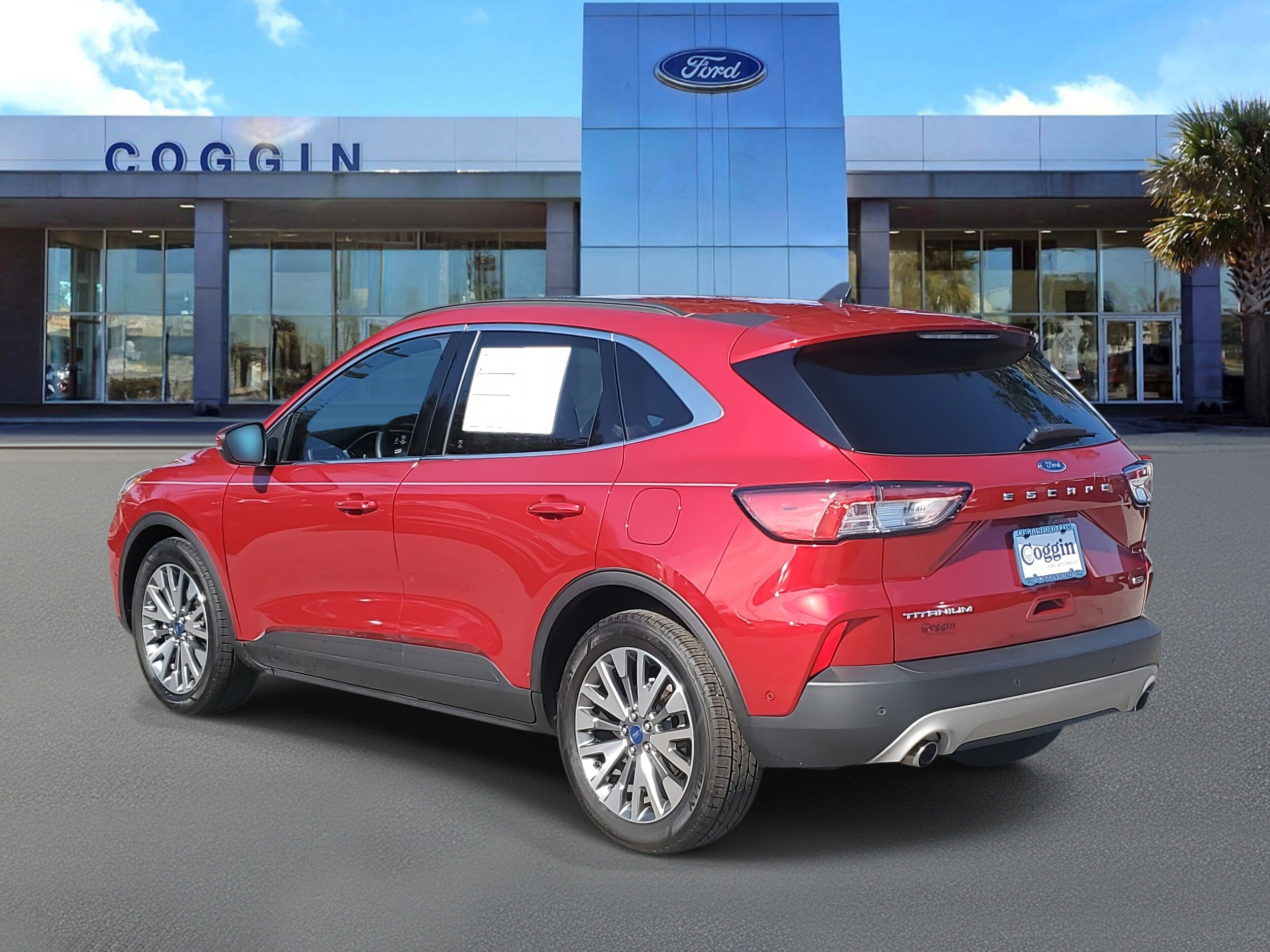 2020 Ford Escape Titanium Hybrid photo 3