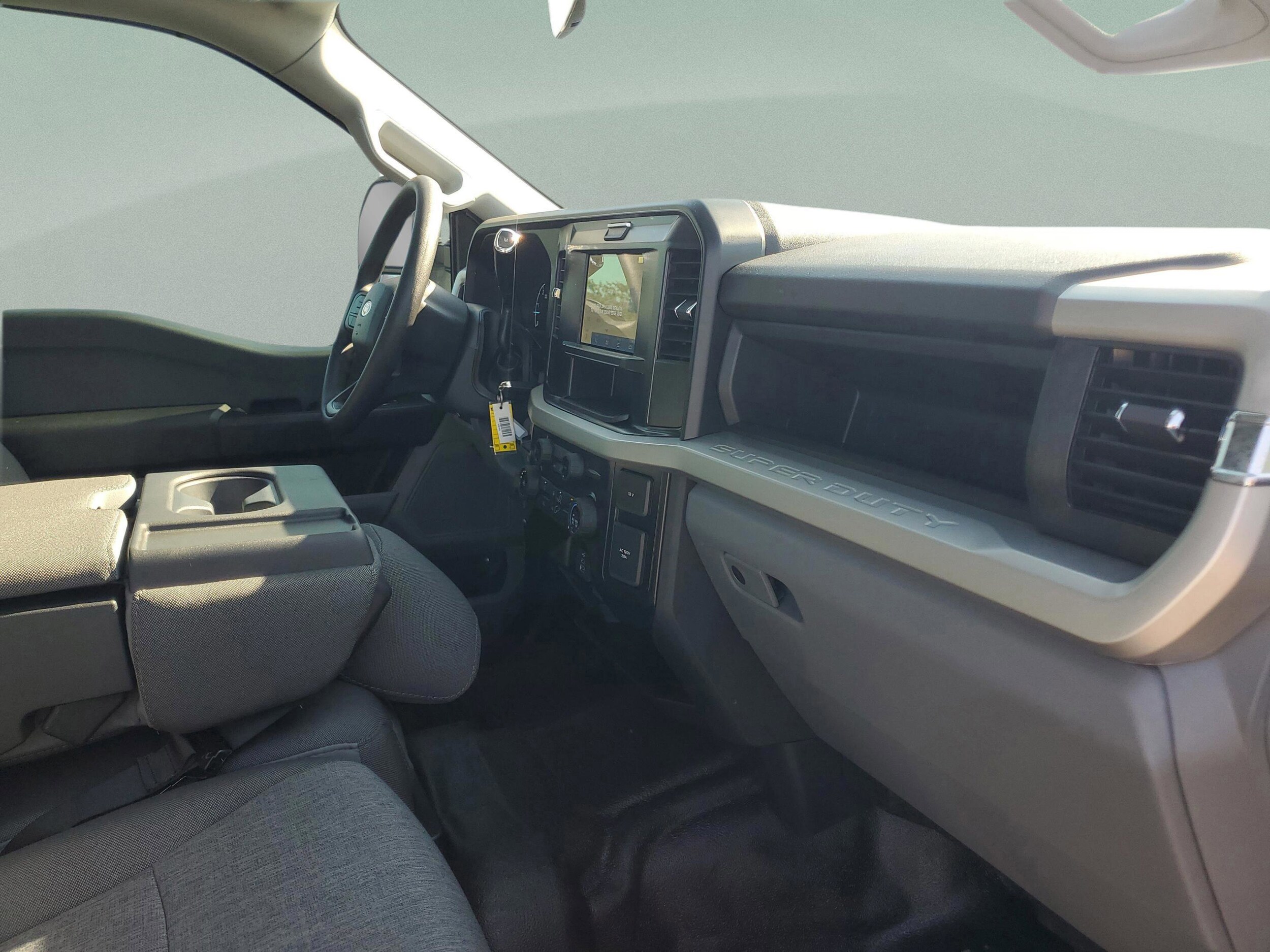 2025 Ford F-250 Super Duty XL - Photo 18