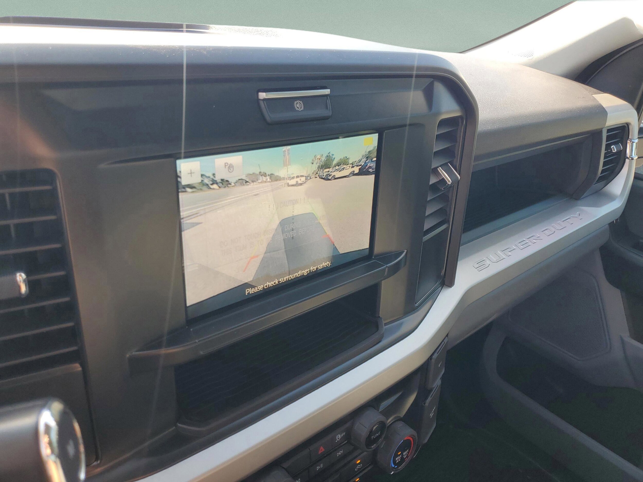 2025 Ford F-250 Super Duty XL - Photo 27