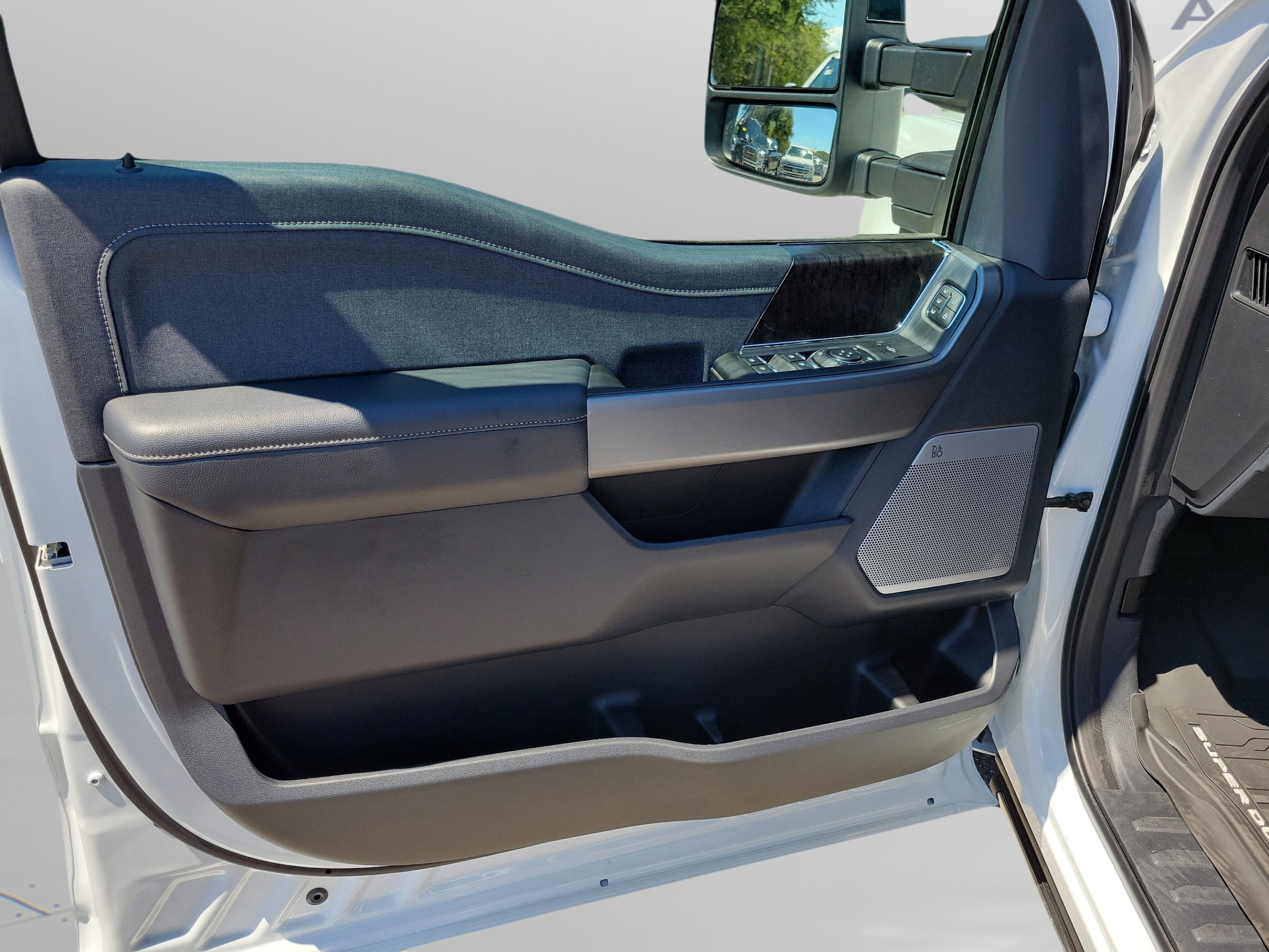2026 Ford F-250 Super Duty Lariat - Photo 9