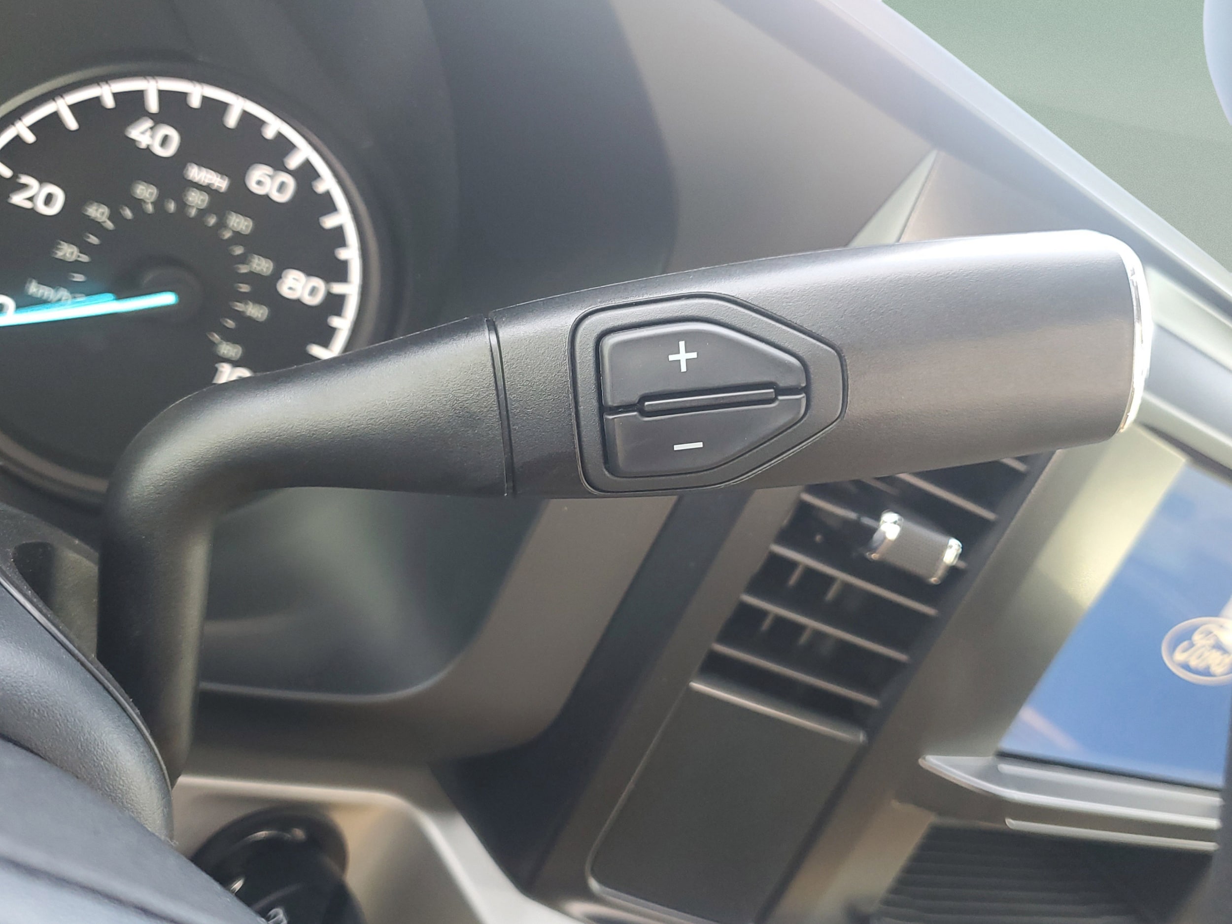 2025 Ford F-350 Super Duty XLT - Photo 25