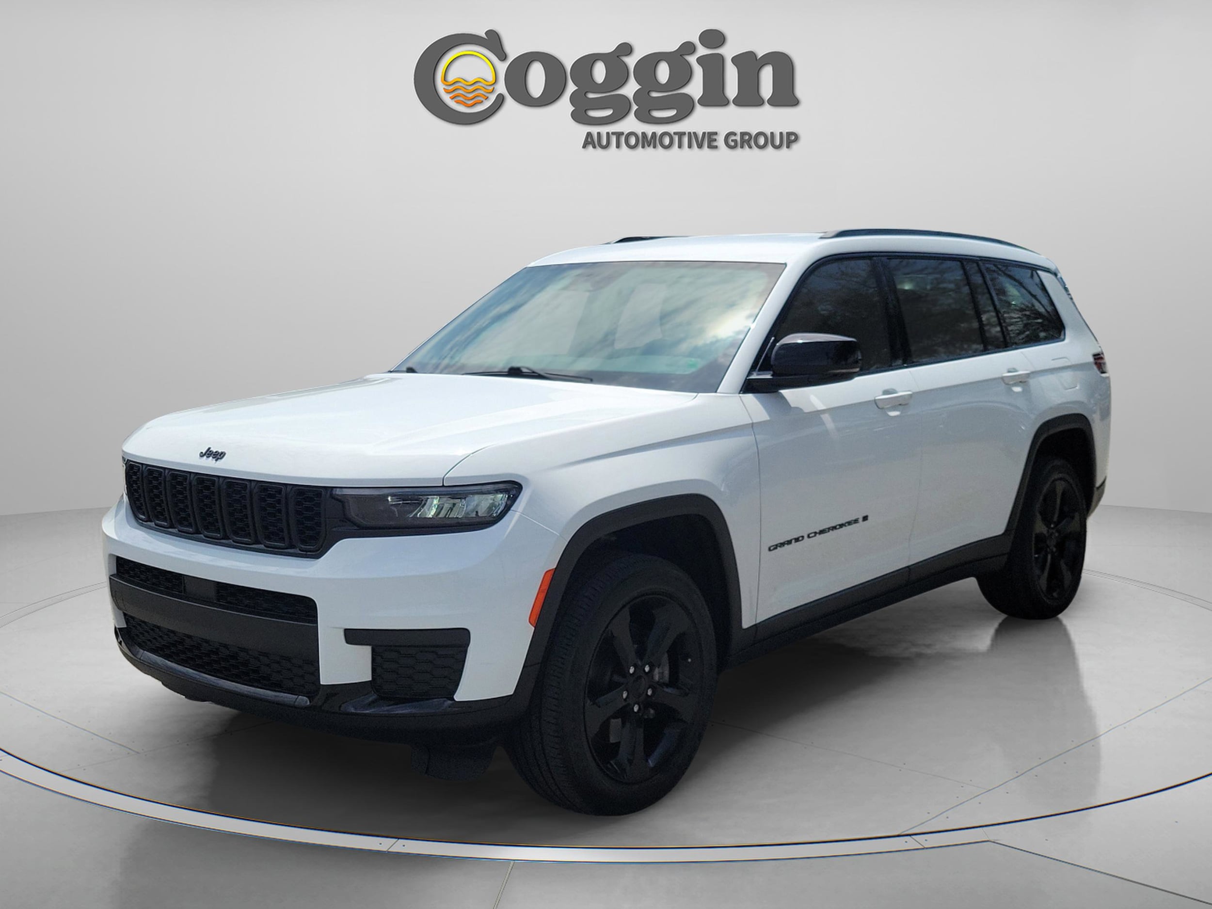 2023 Jeep Grand Cherokee L Altitude 4x4's photo