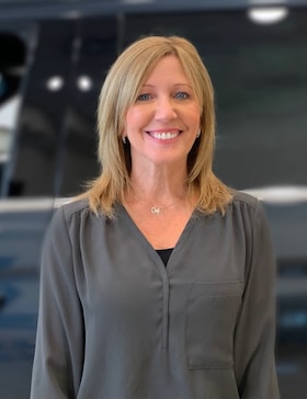 Staff member Darlene Tomline from ID_772ca5f0e884