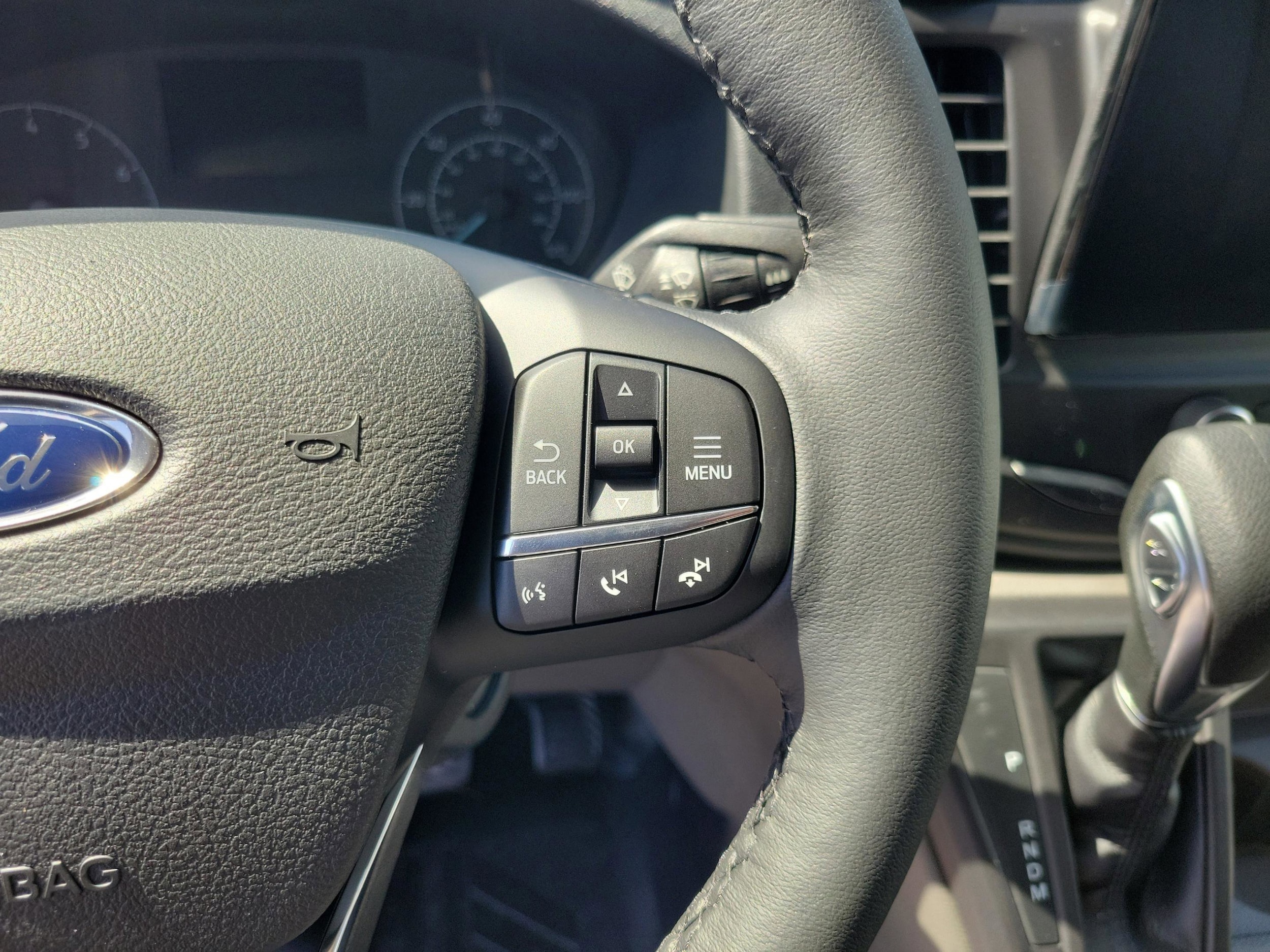 2025 Ford Transit Van Base - Photo 18