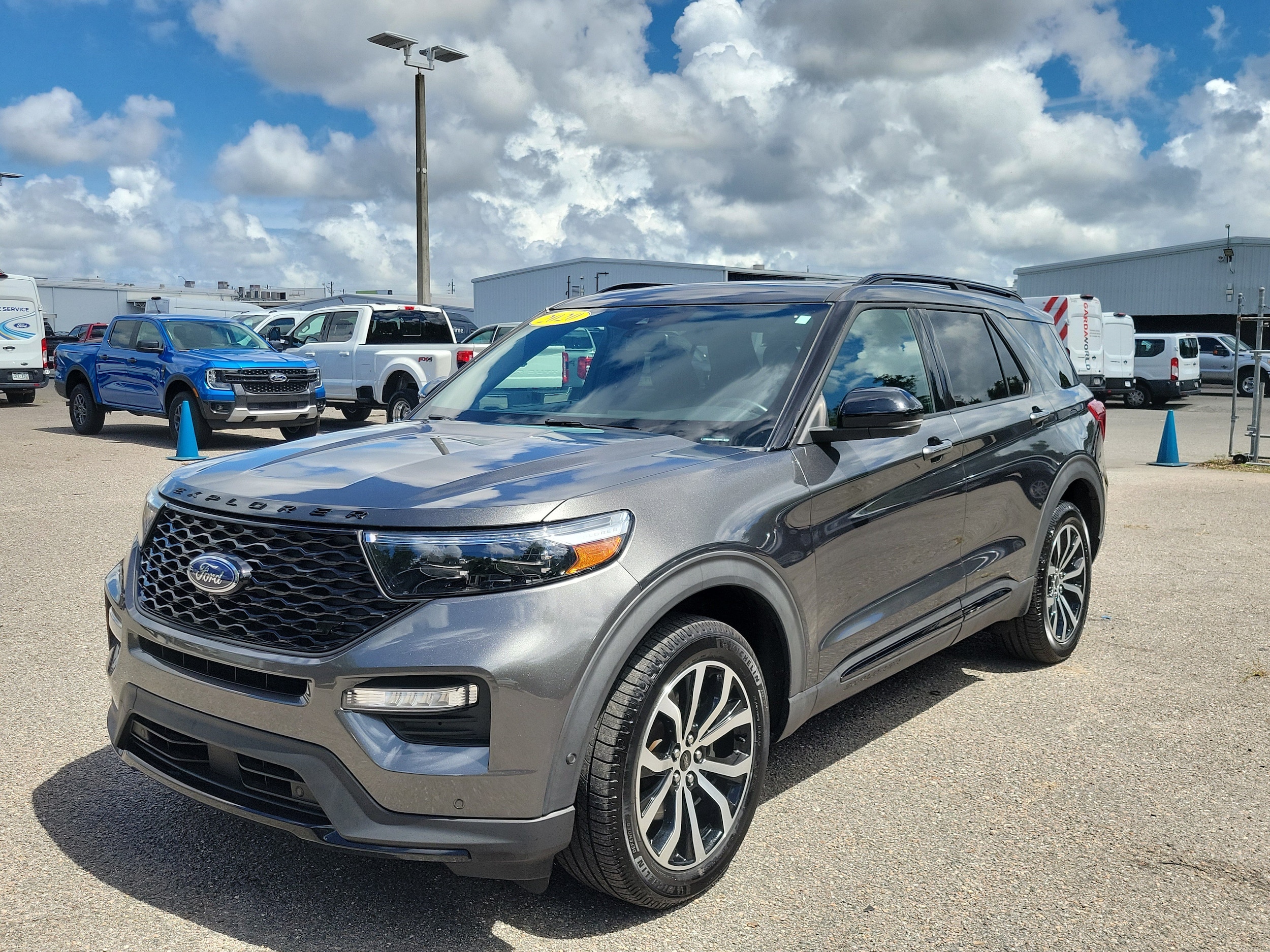 2020 Ford Explorer