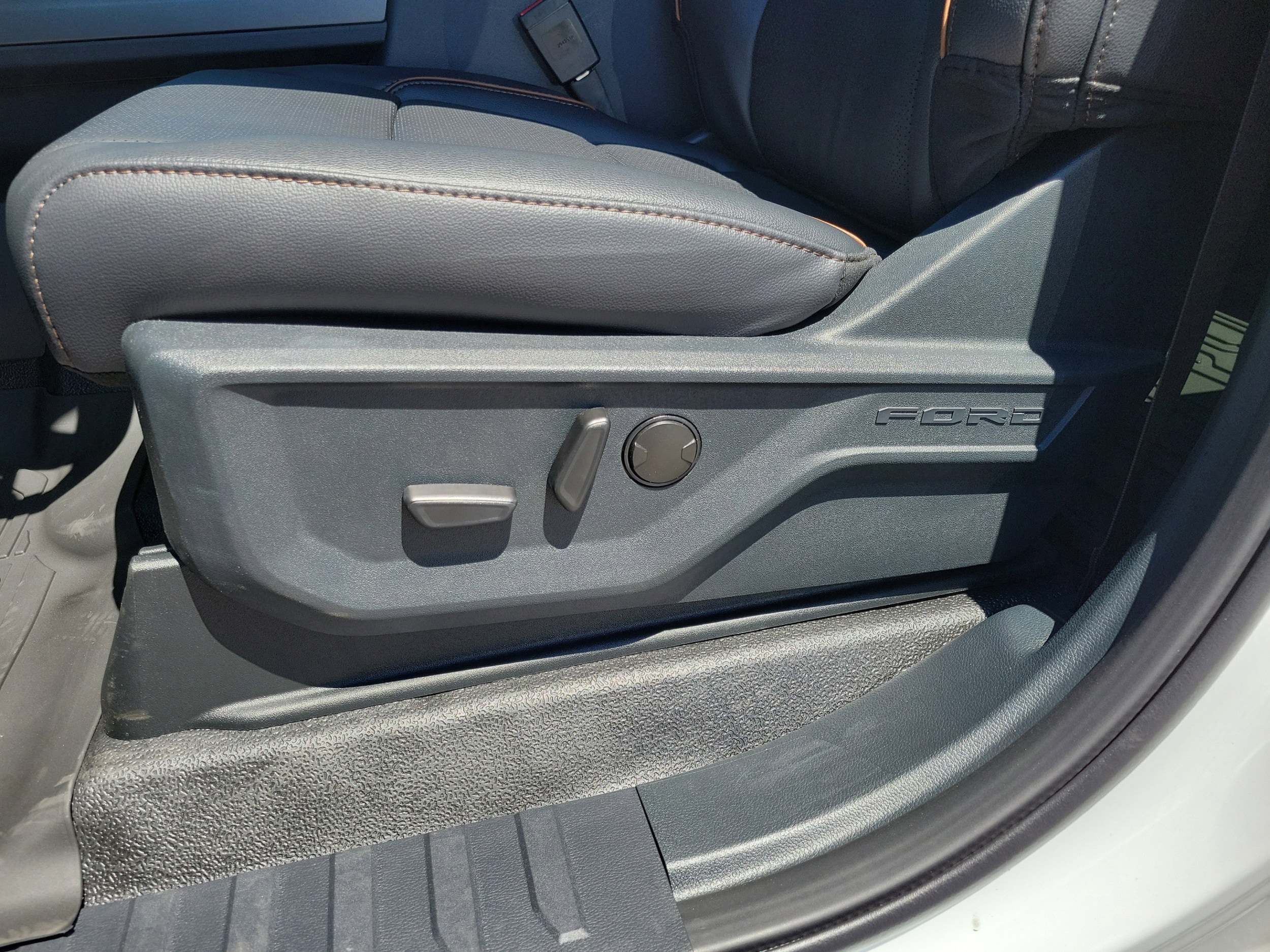 2026 Ford F-250 Super Duty Lariat - Photo 13