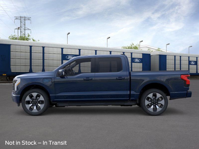 2025 Ford F-150 Lightning Platinum photo 3