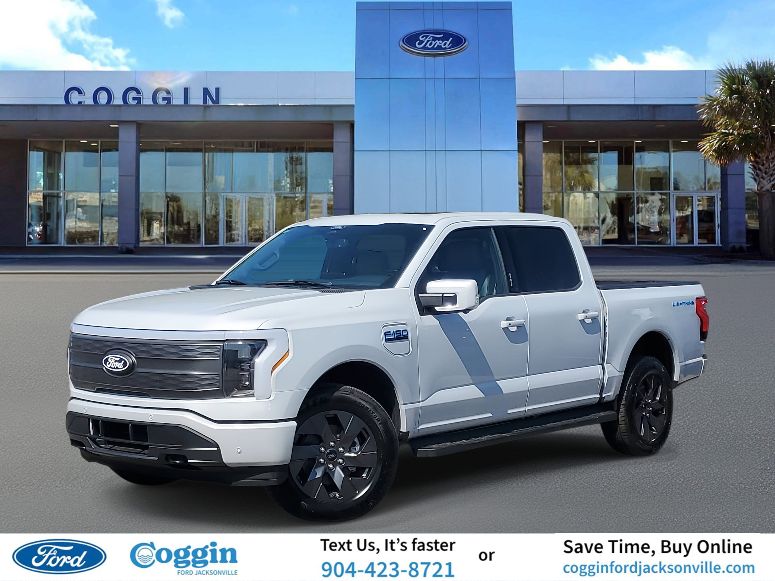 2025 Ford F-150 Lightning Lariat's photo