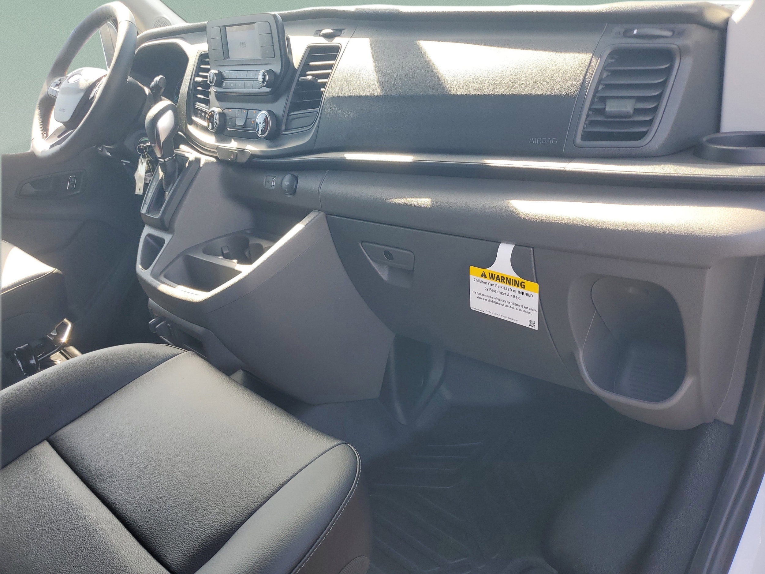 2025 Ford Transit Van Base - Photo 30
