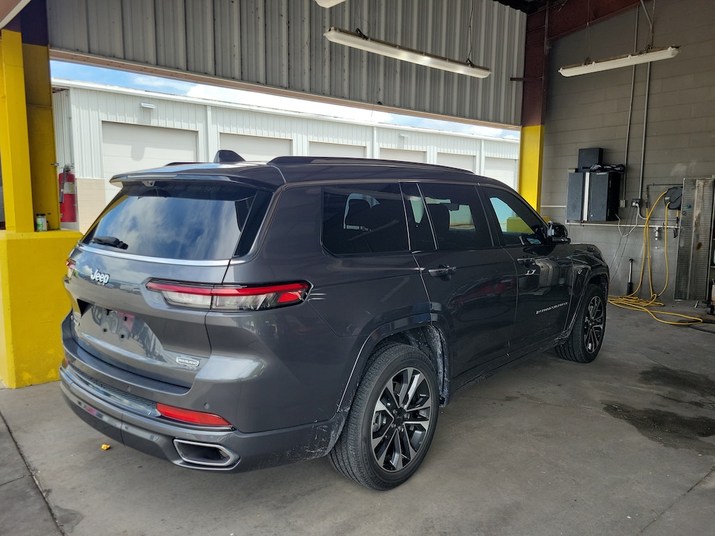 Used 2022 Jeep Grand Cherokee L Overland SUV
