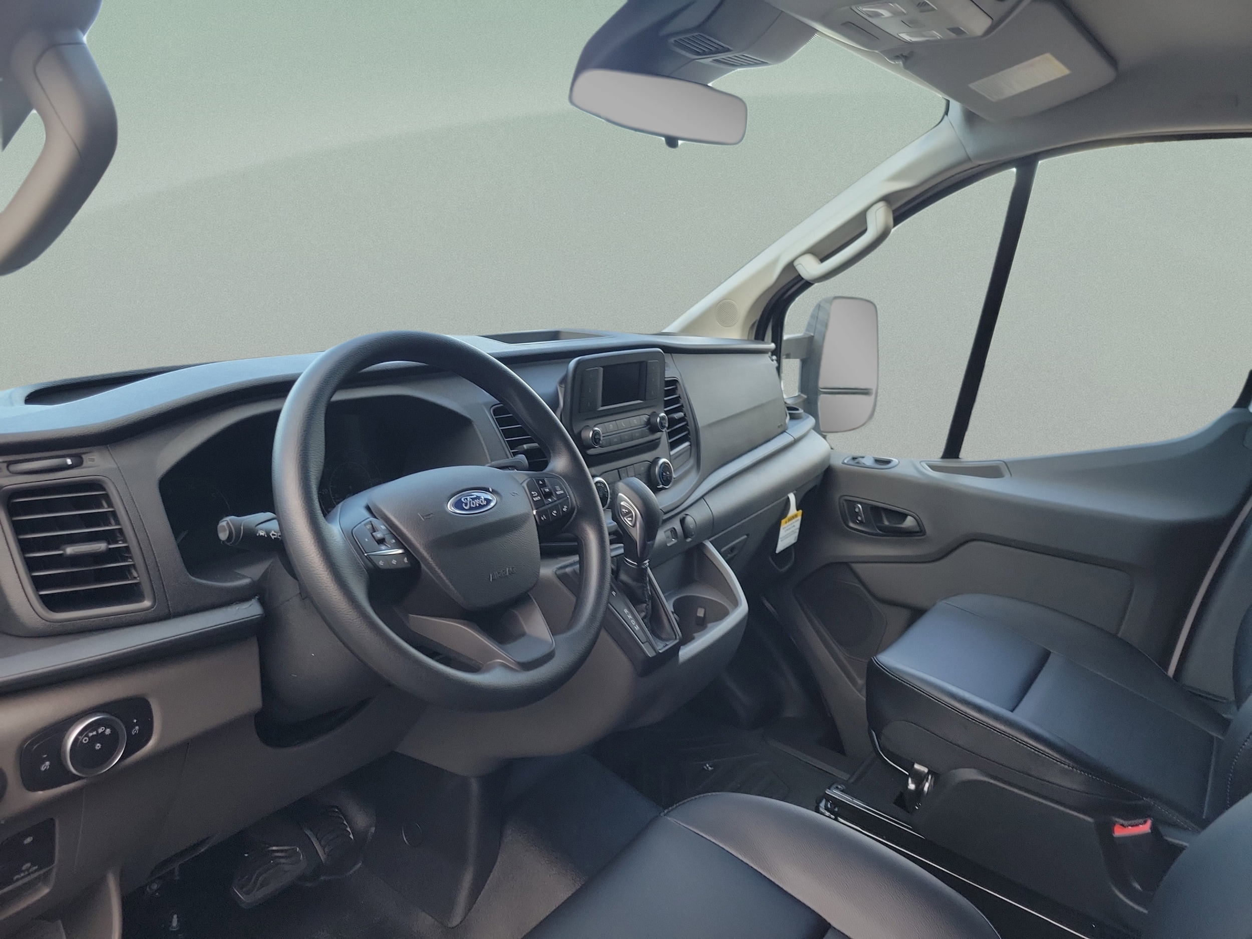 2025 Ford Transit Van Base - Photo 9