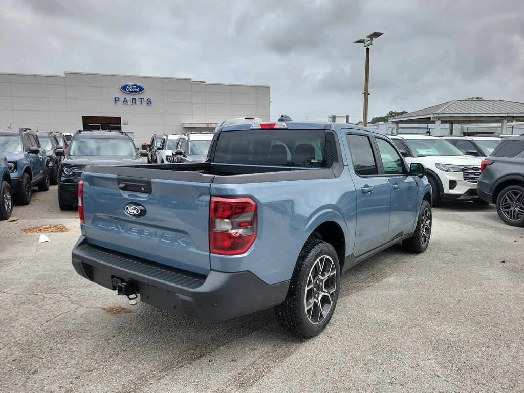 New 2026 Ford Maverick LARIAT Truck SuperCrew