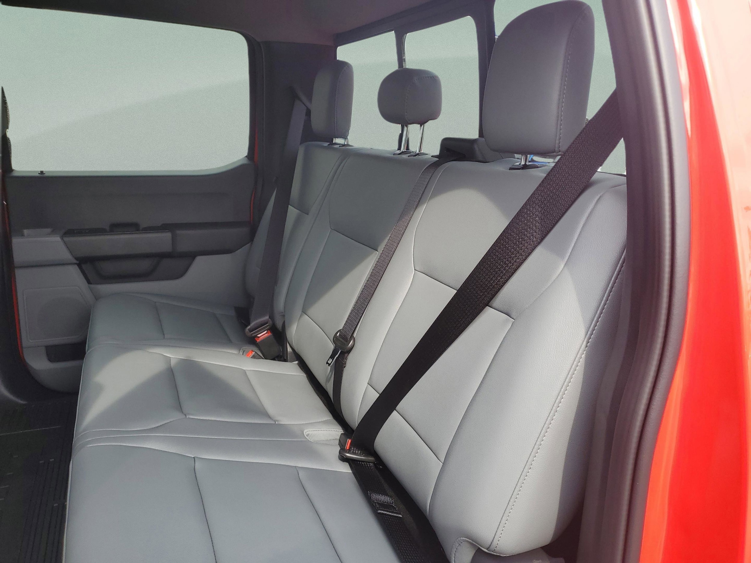 2026 Ford F-350 Super Duty XL - Photo 14