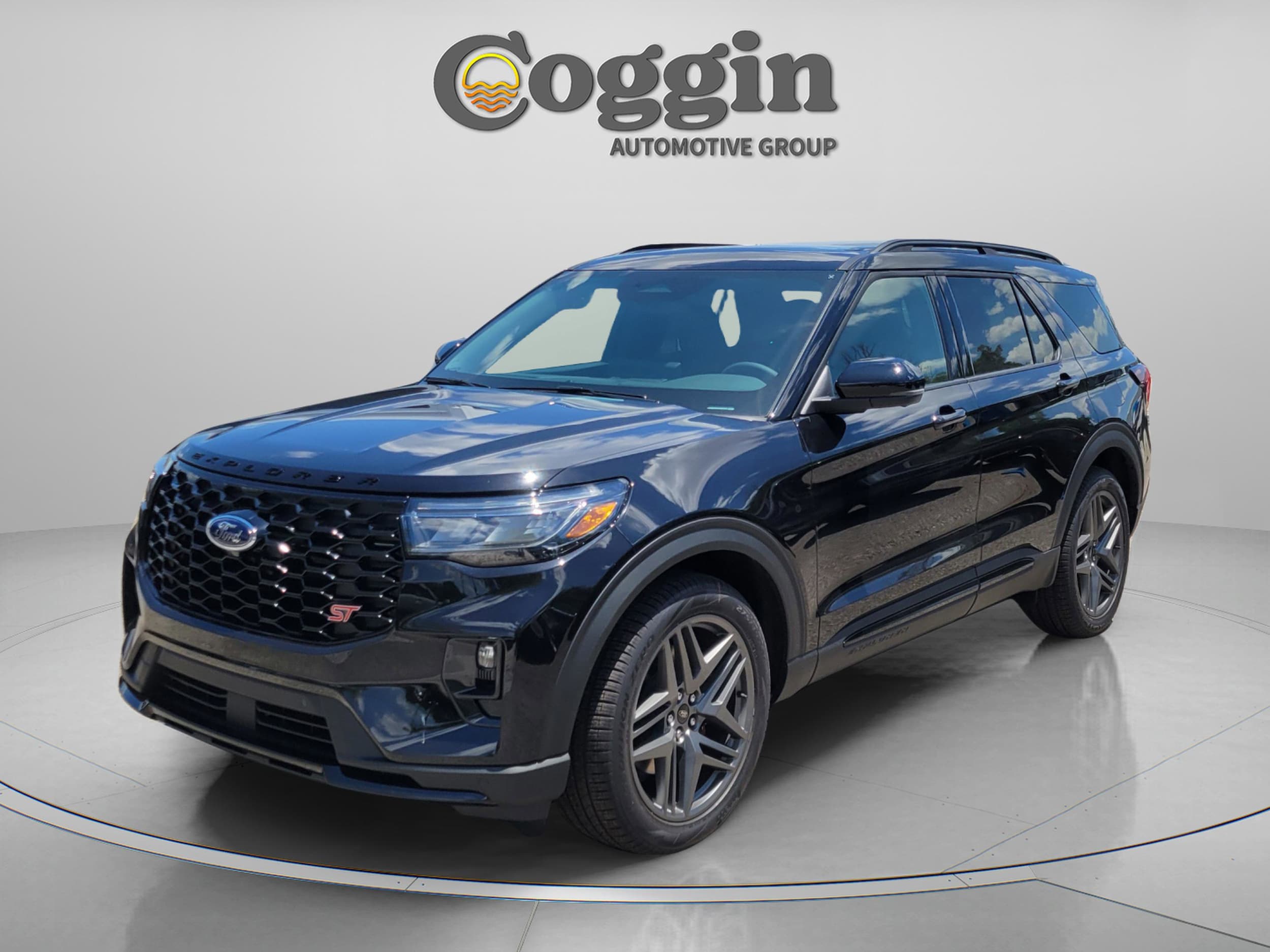 2026 Ford Explorer ST's photo