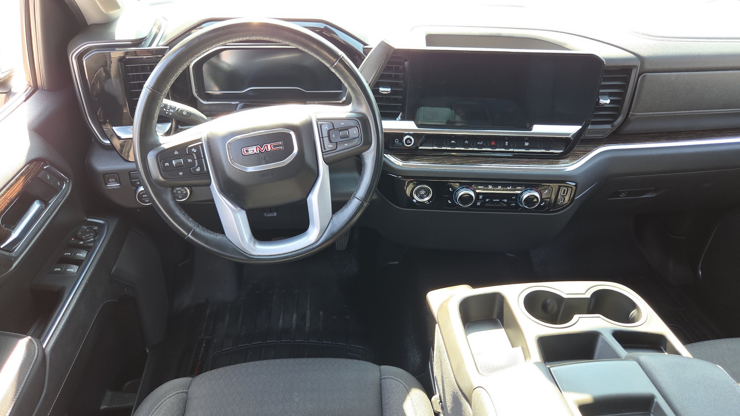 Photo 12