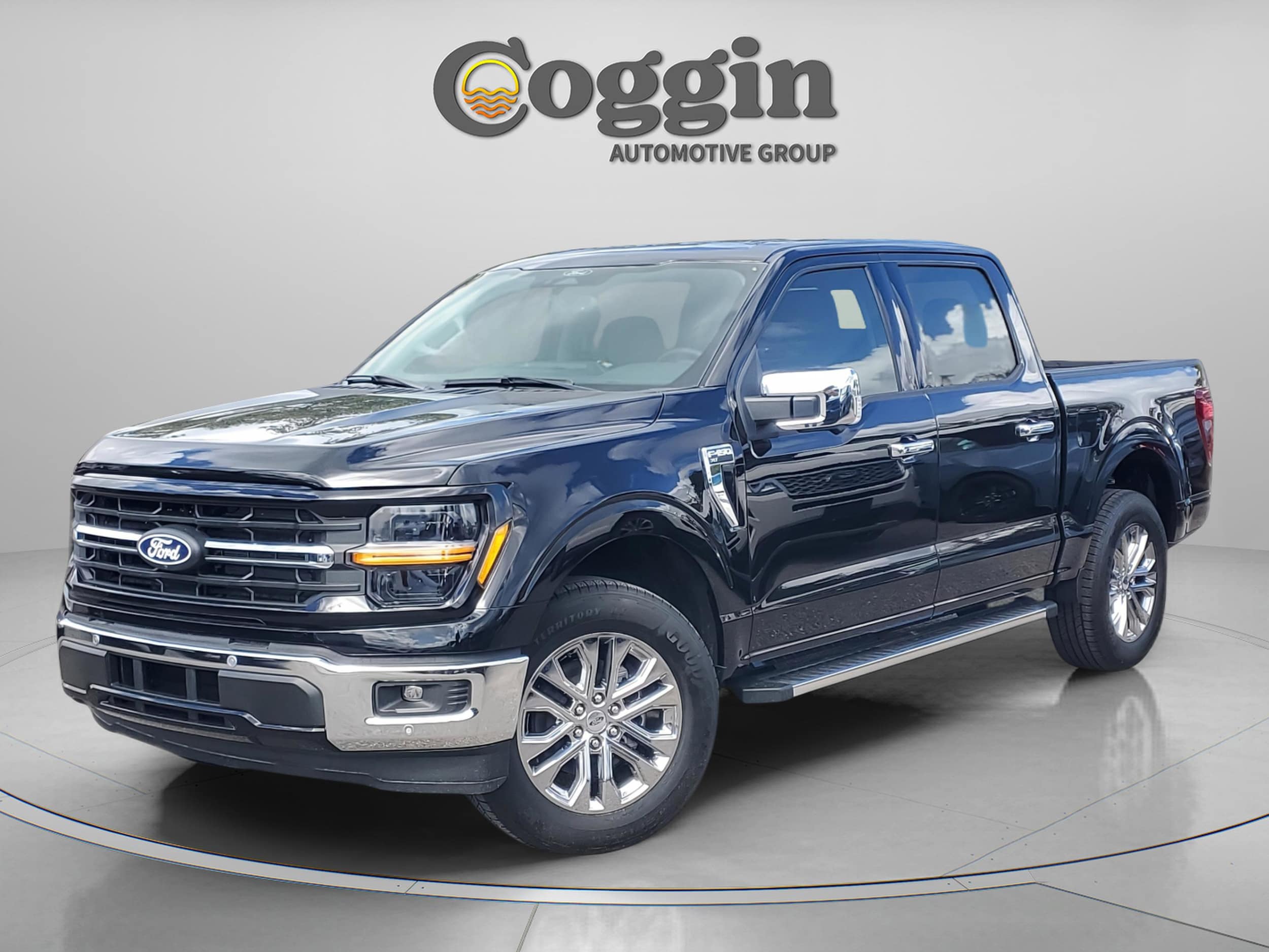 2025 Ford F-150 Truck SuperCrew Cab 