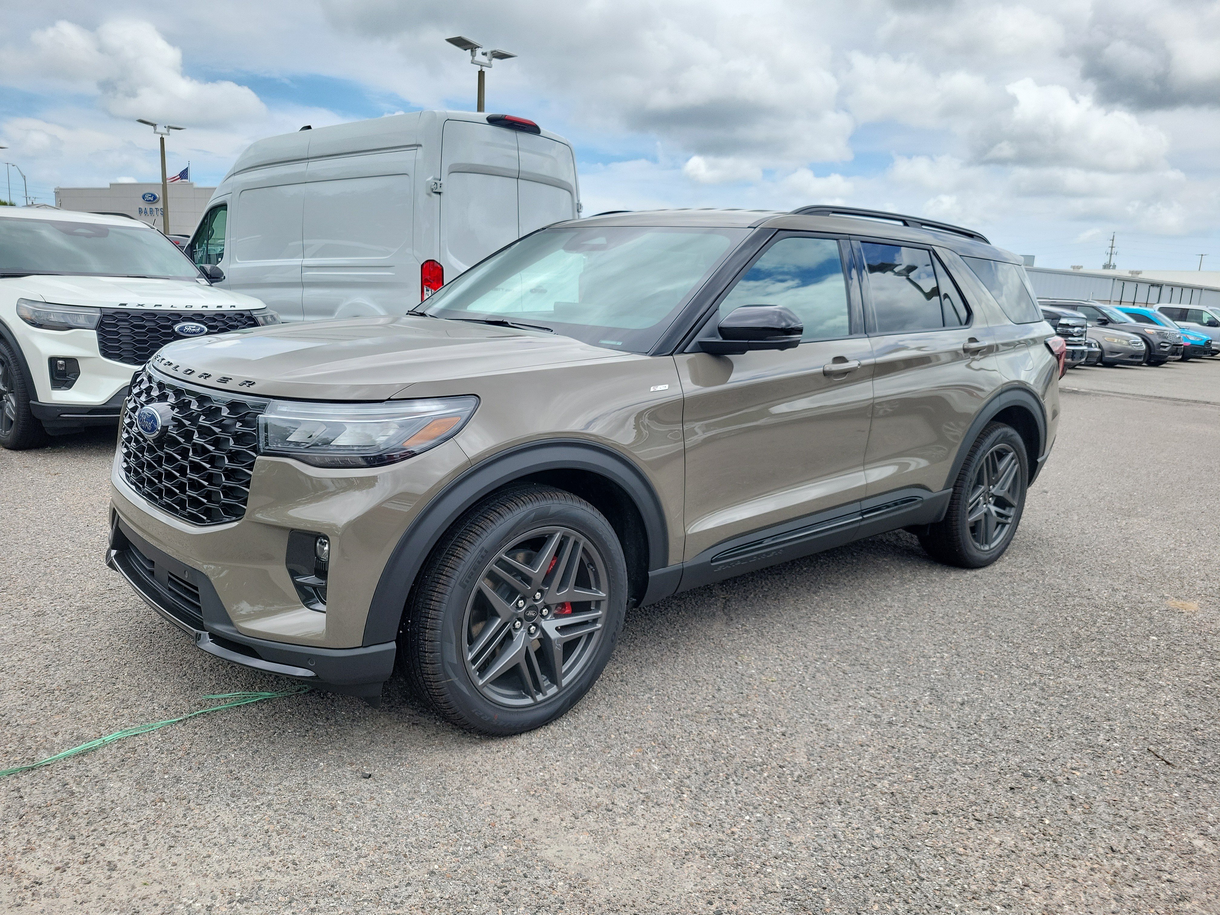  Ford Explorer