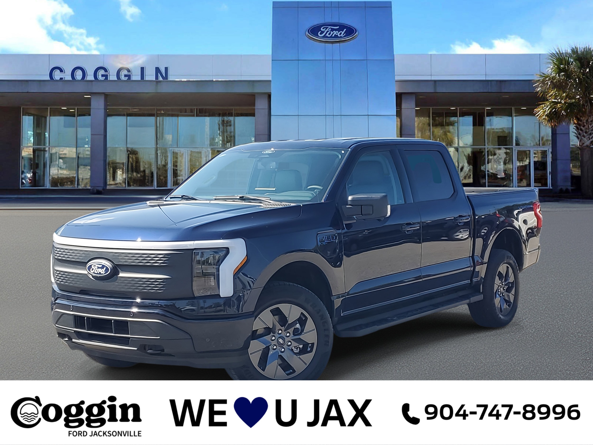 2025 Ford F-150 Lightning Flash's photo