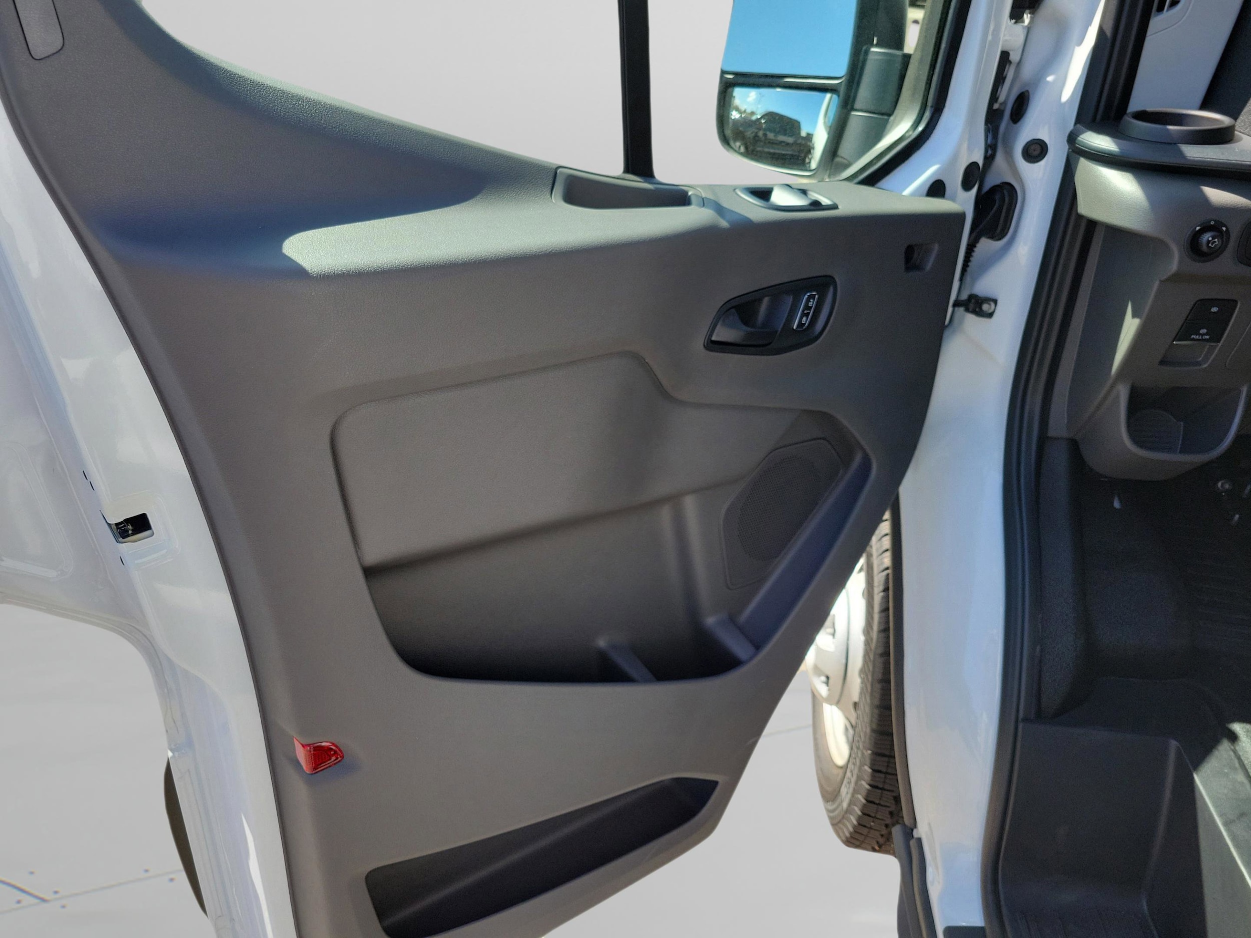 2025 Ford Transit Van Base - Photo 9