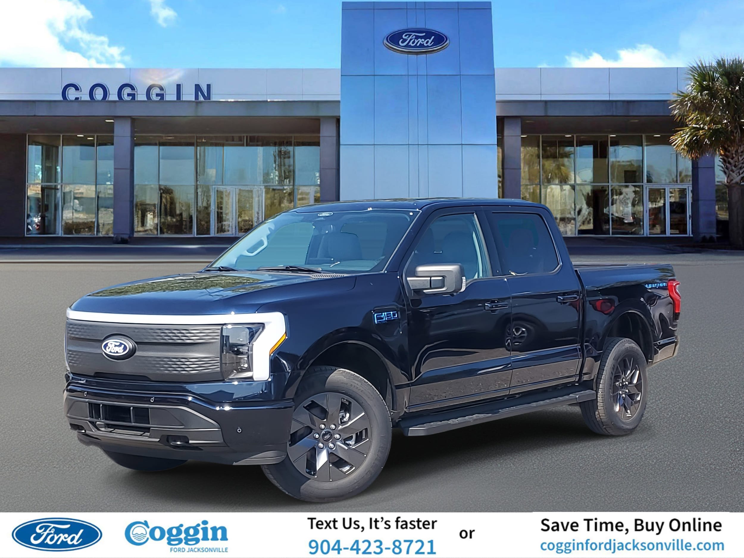 2025 Ford F-150 Lightning Flash's photo
