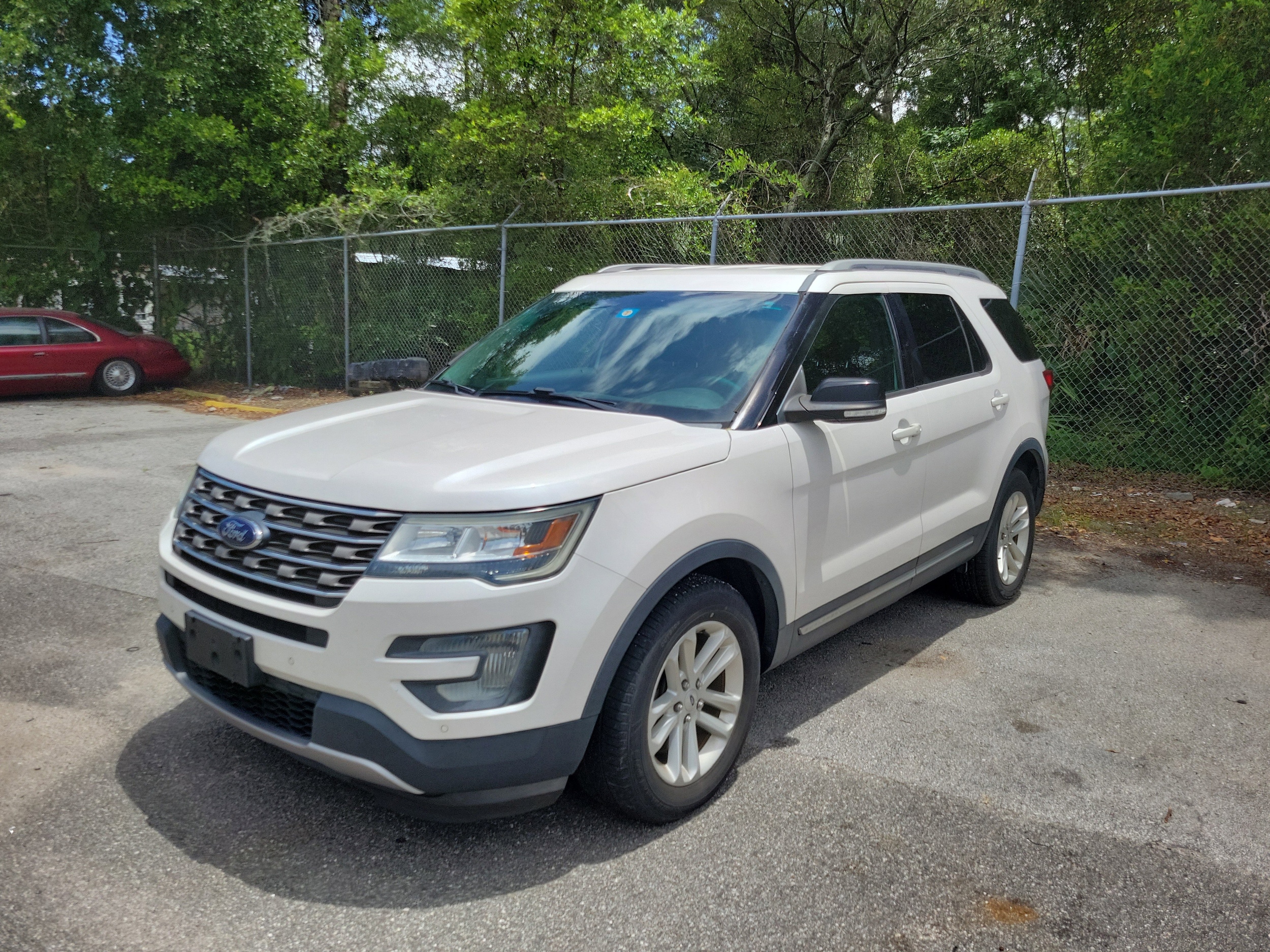 2017 Ford Explorer XLT FWD's photo