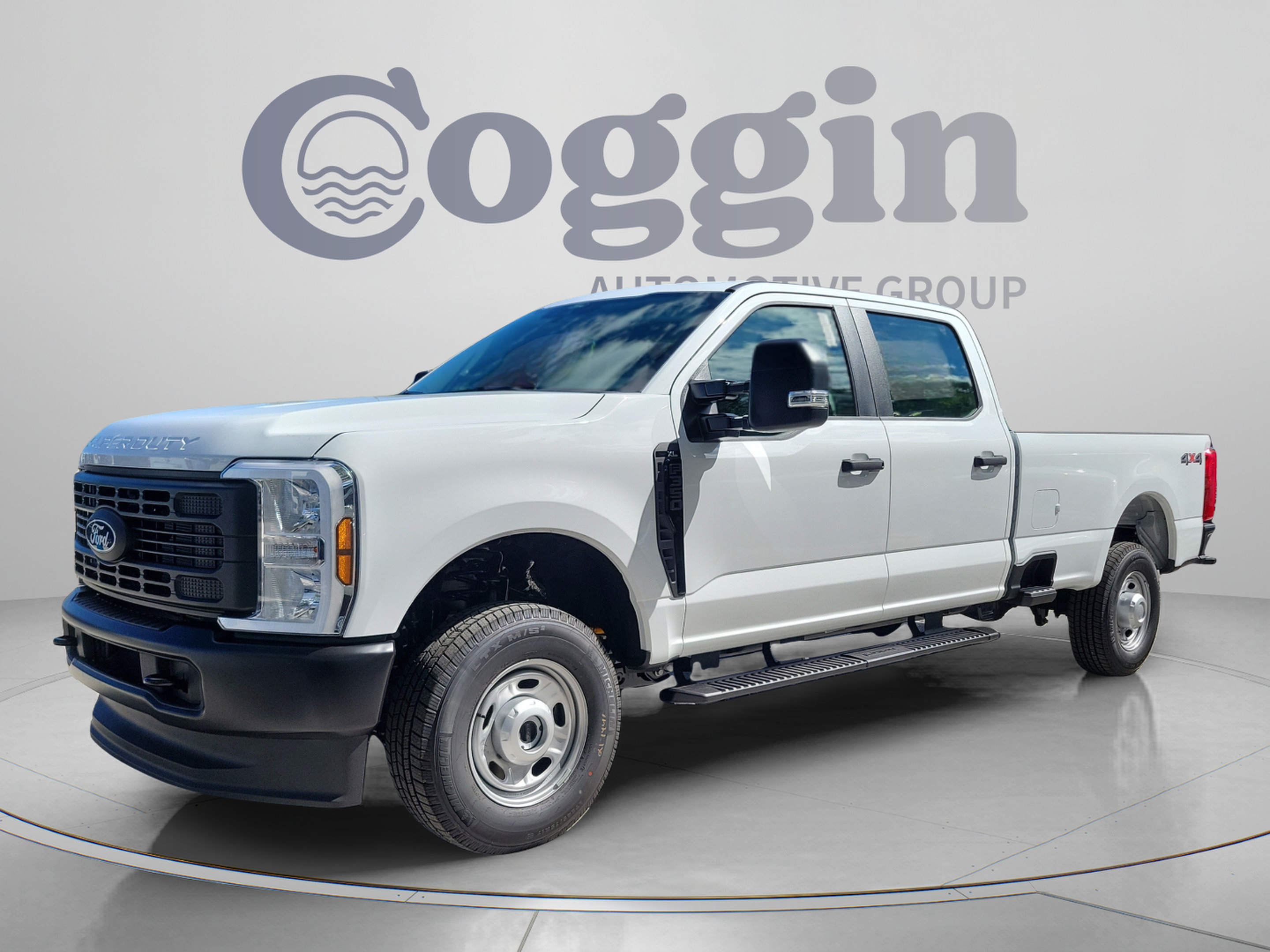 2027 Ford F-350 XL Truck Crew Cab