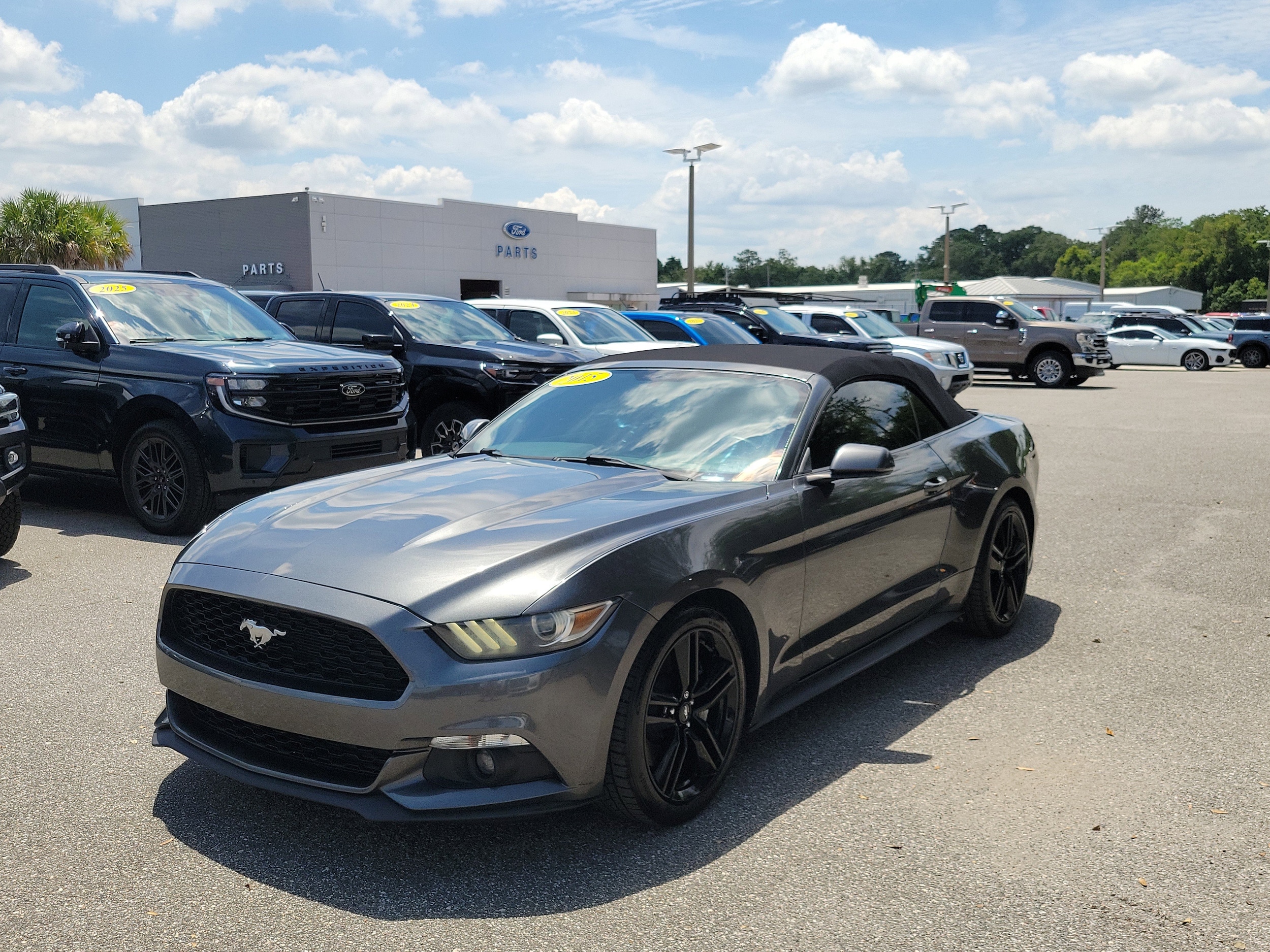 2015 Ford Mustang EcoBoost Convertible Premium's photo