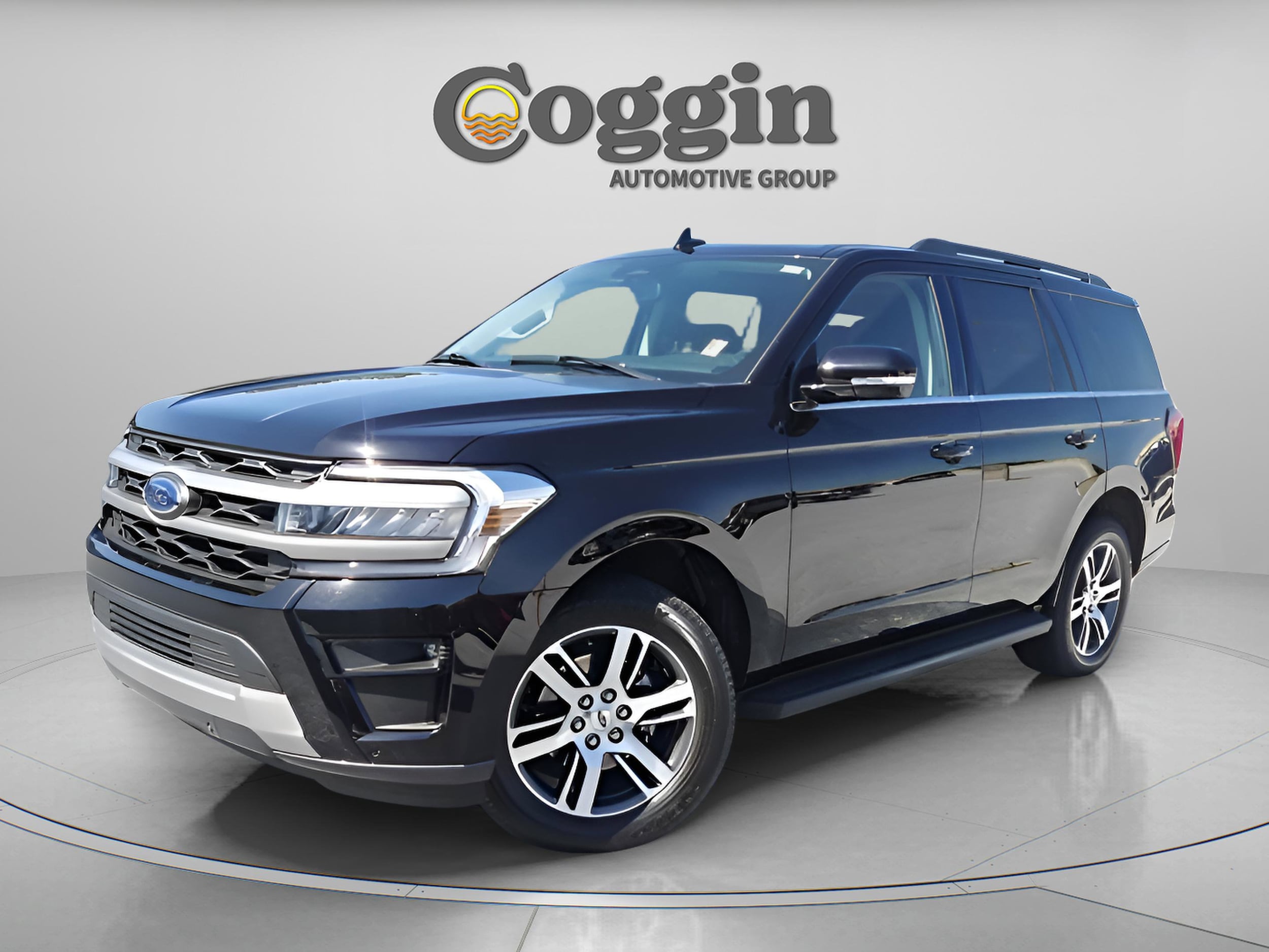 2024 Ford Expedition XLT's photo