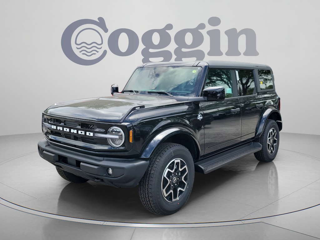 New 2026 Ford Bronco Outer Banks SUV
