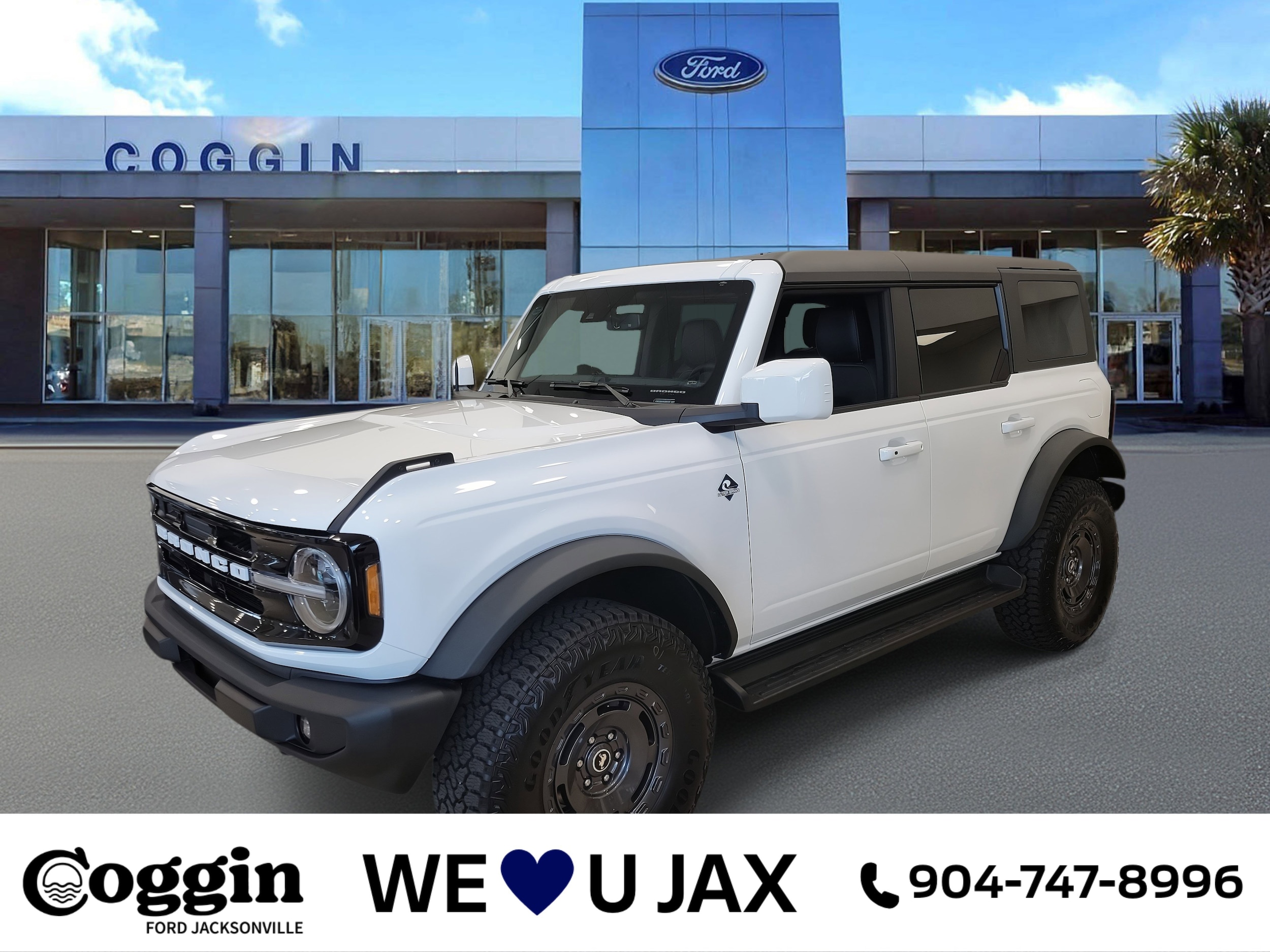 2025 Ford Bronco 4-Door Outer Banks's photo