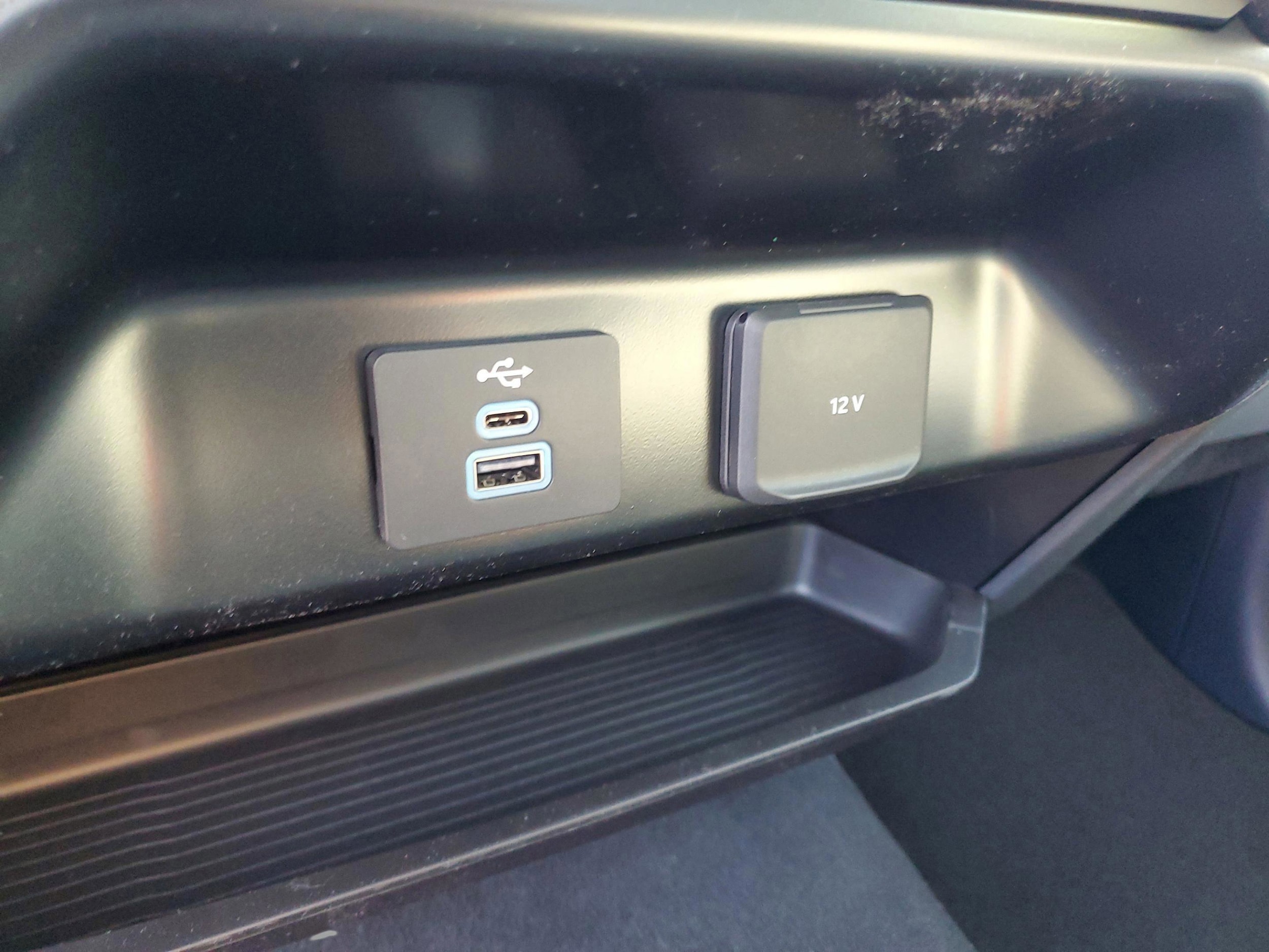 2025 Ford F-350 Super Duty XLT - Photo 23