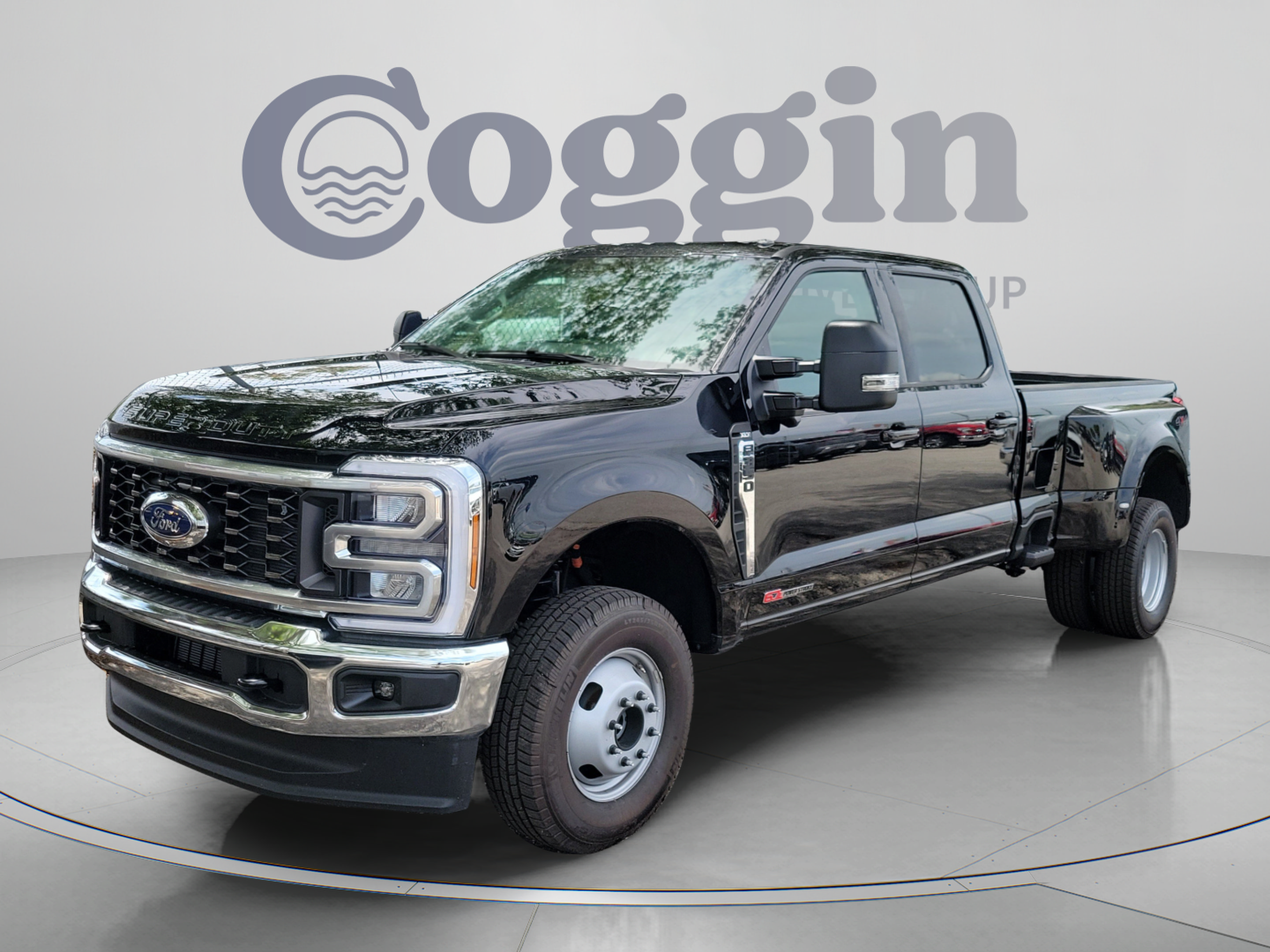2026 Ford F-350 XLT Truck Crew Cab